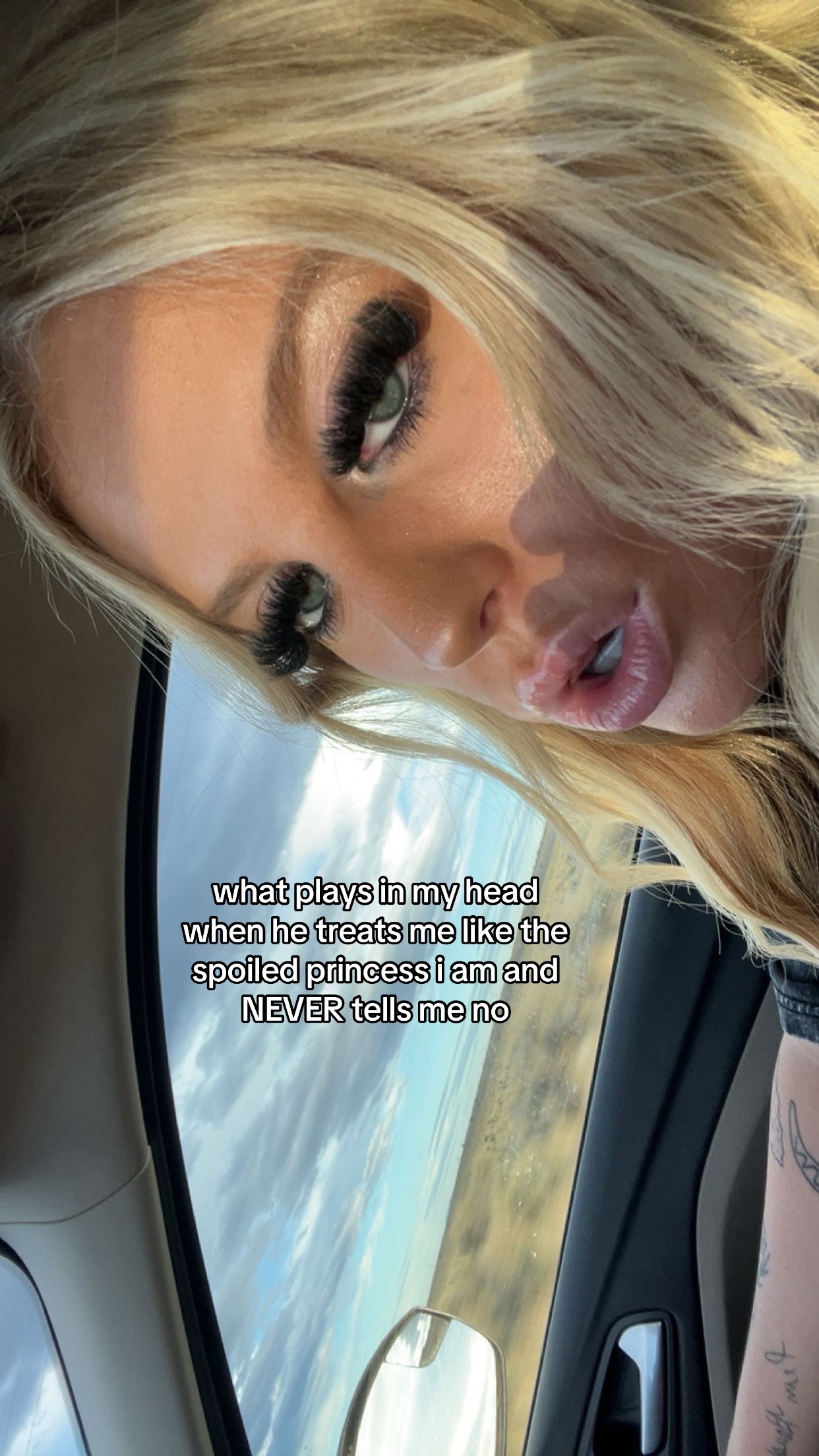 @maddie baker⚡️