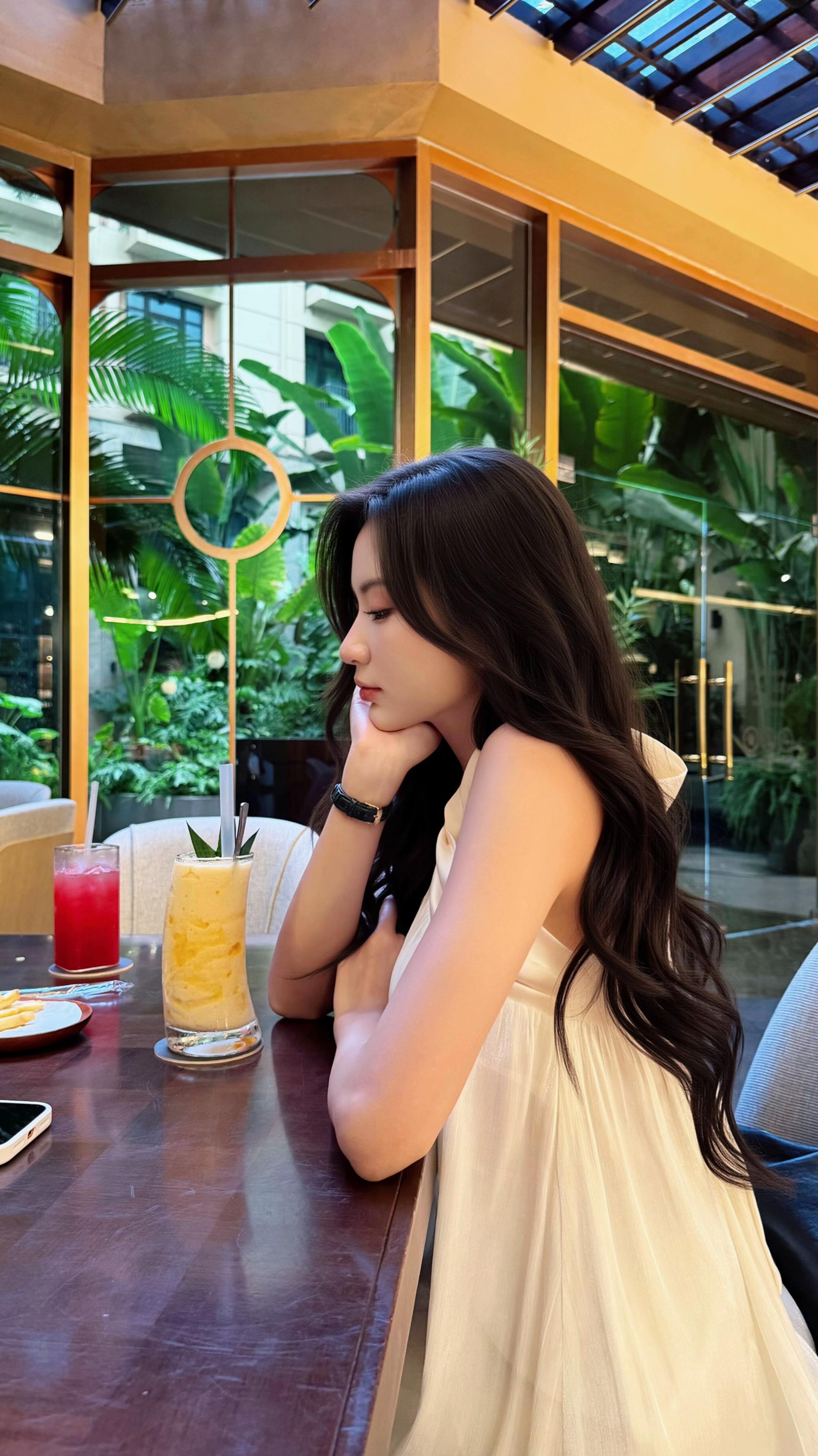 @Nguyễn Ngọc Huyền