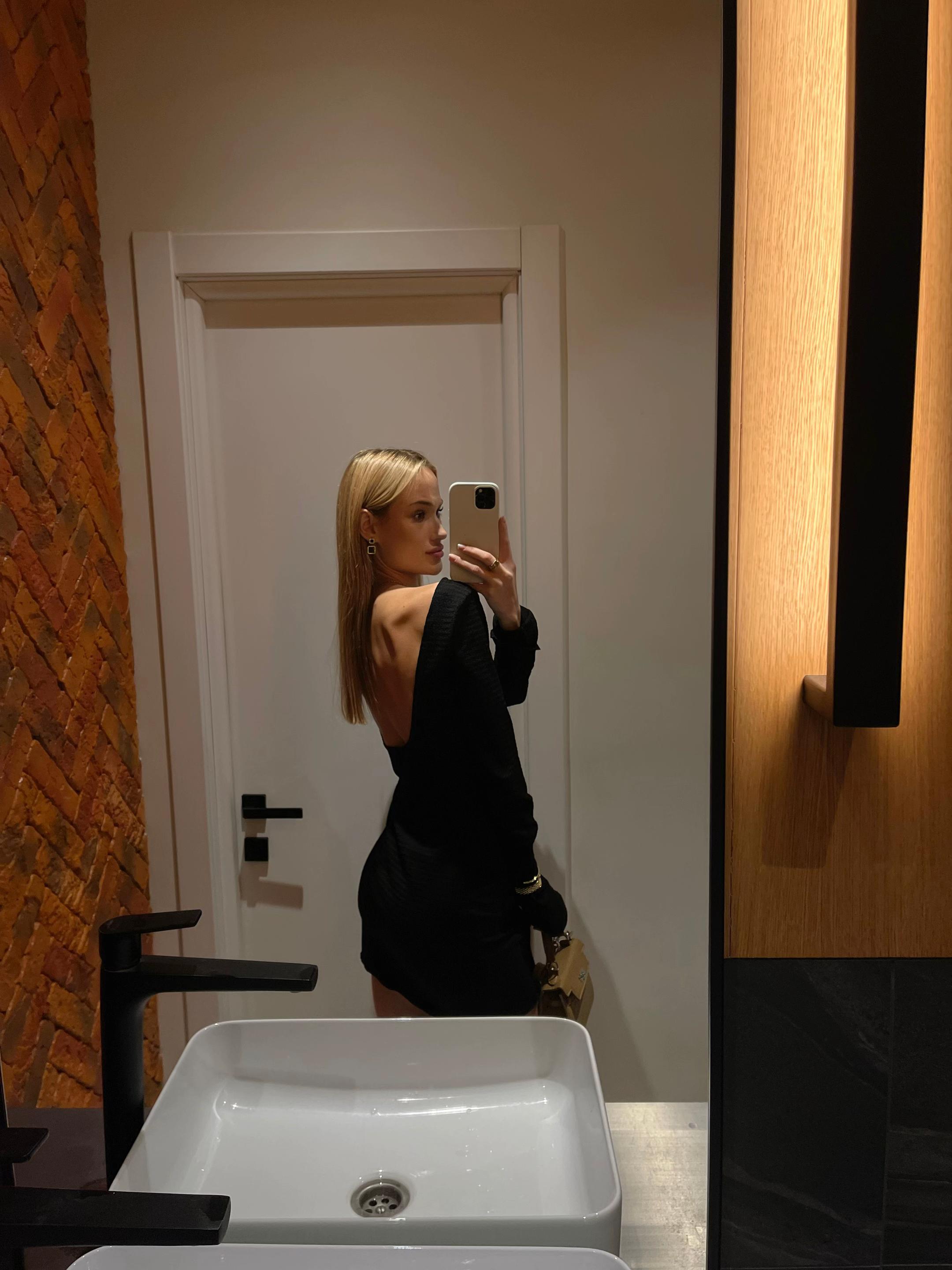 @Alyona30.10