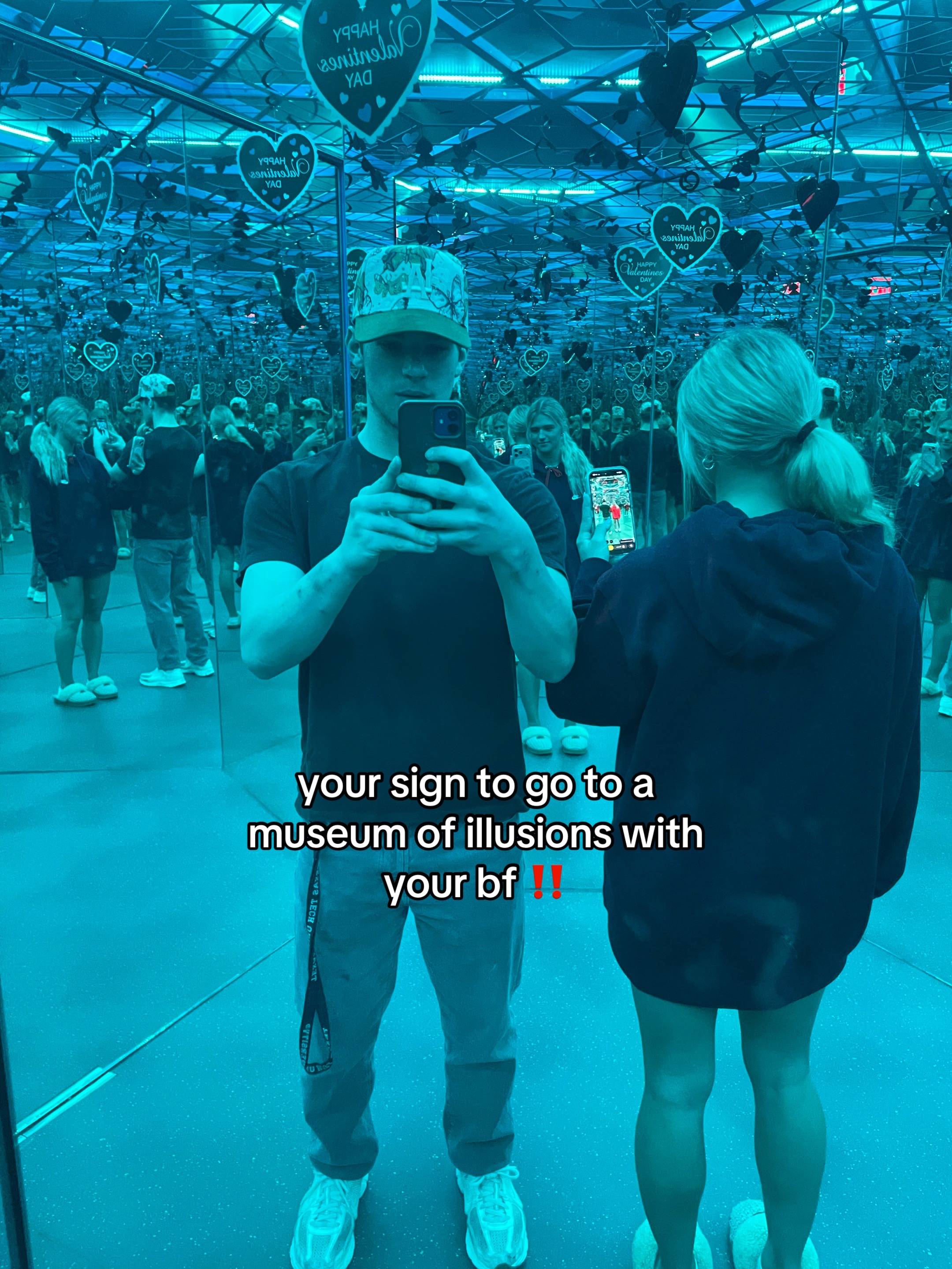 @Logo