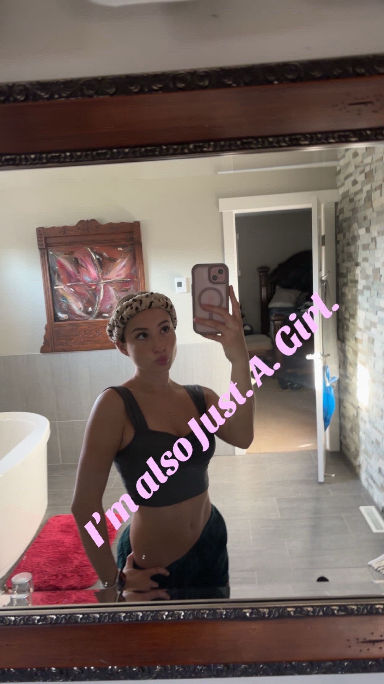 @Mia