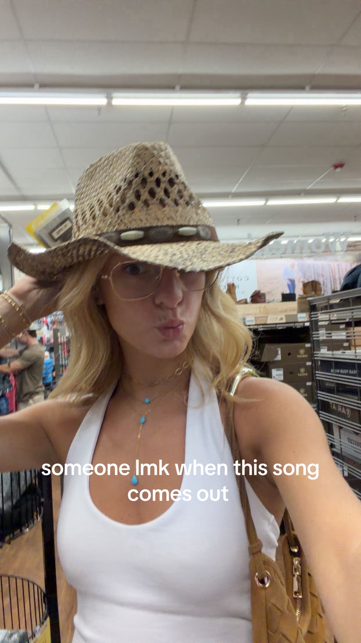 @Bella McCormick