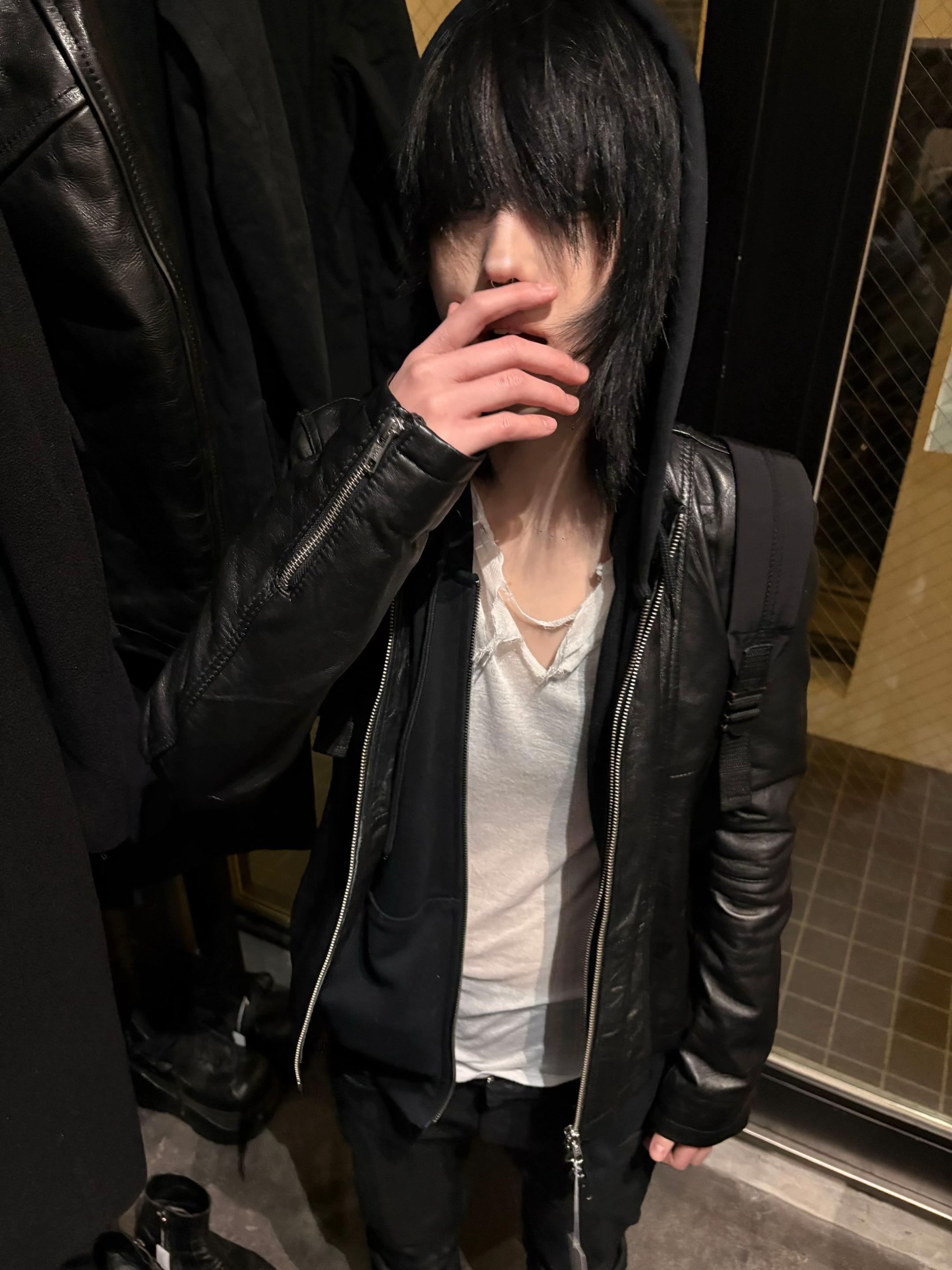 @月