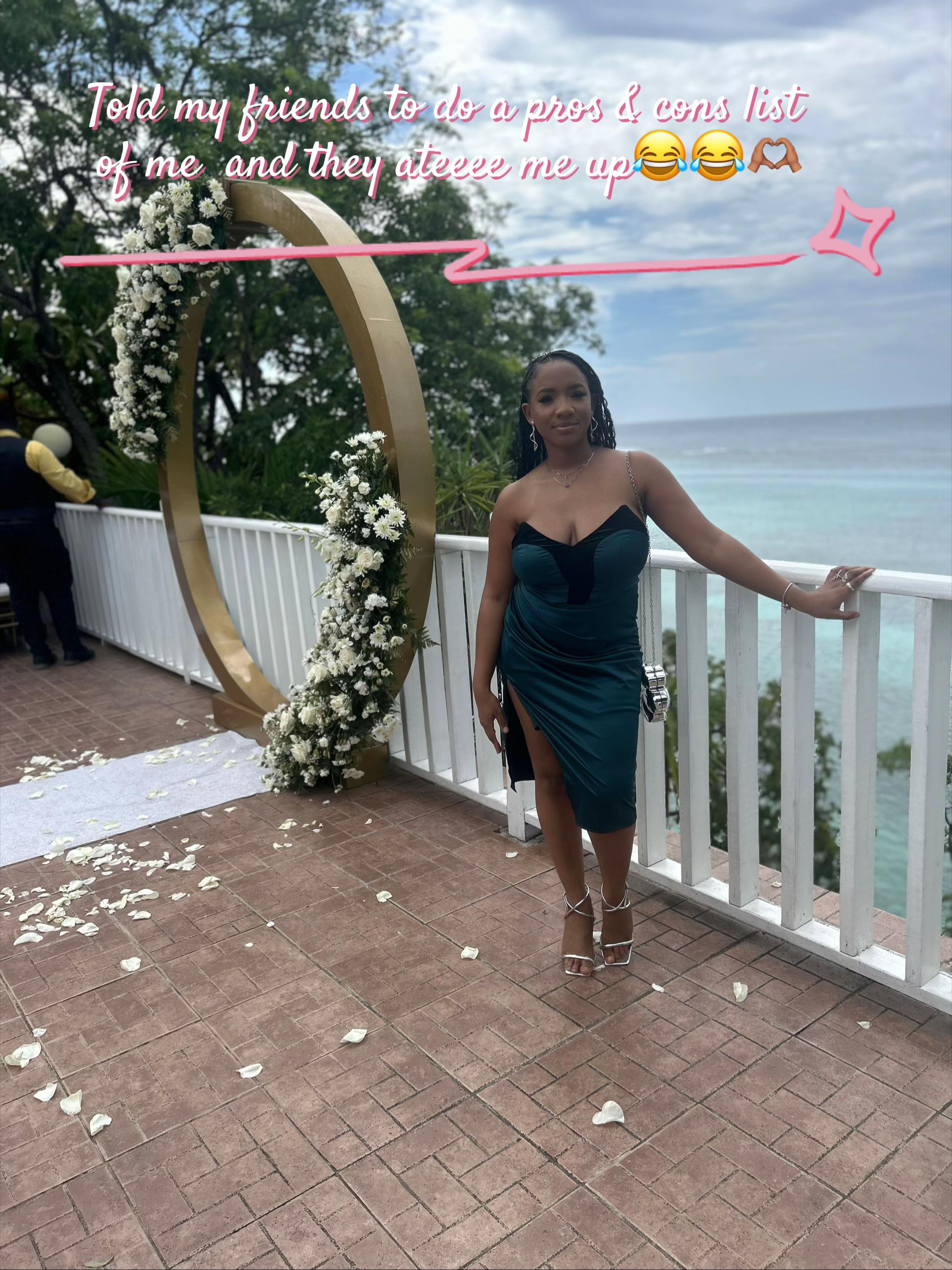 @ElleS