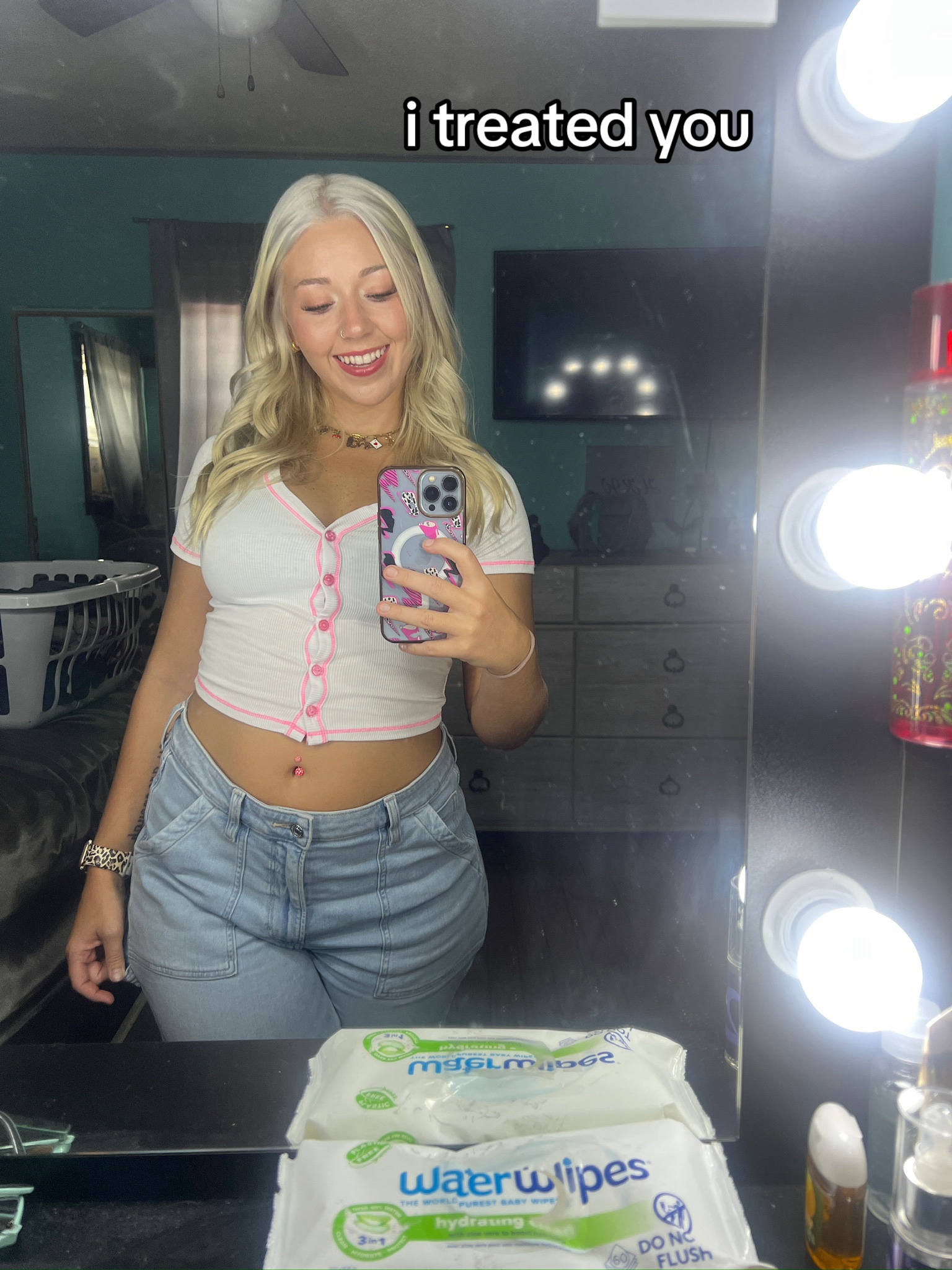 @😇