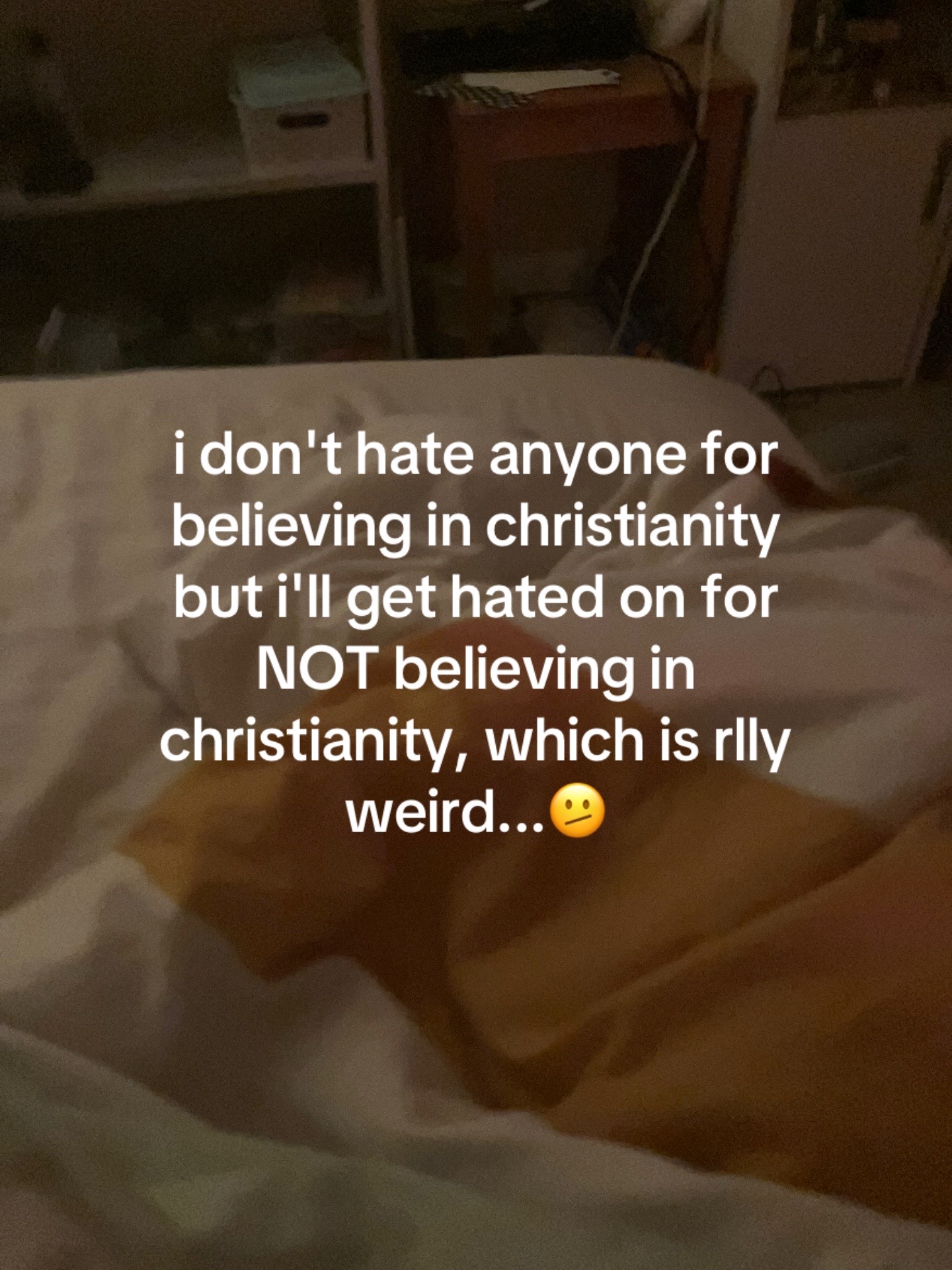 @Ɱ&igrave;ą ★🎸🎧⋆｡ &deg;⋆