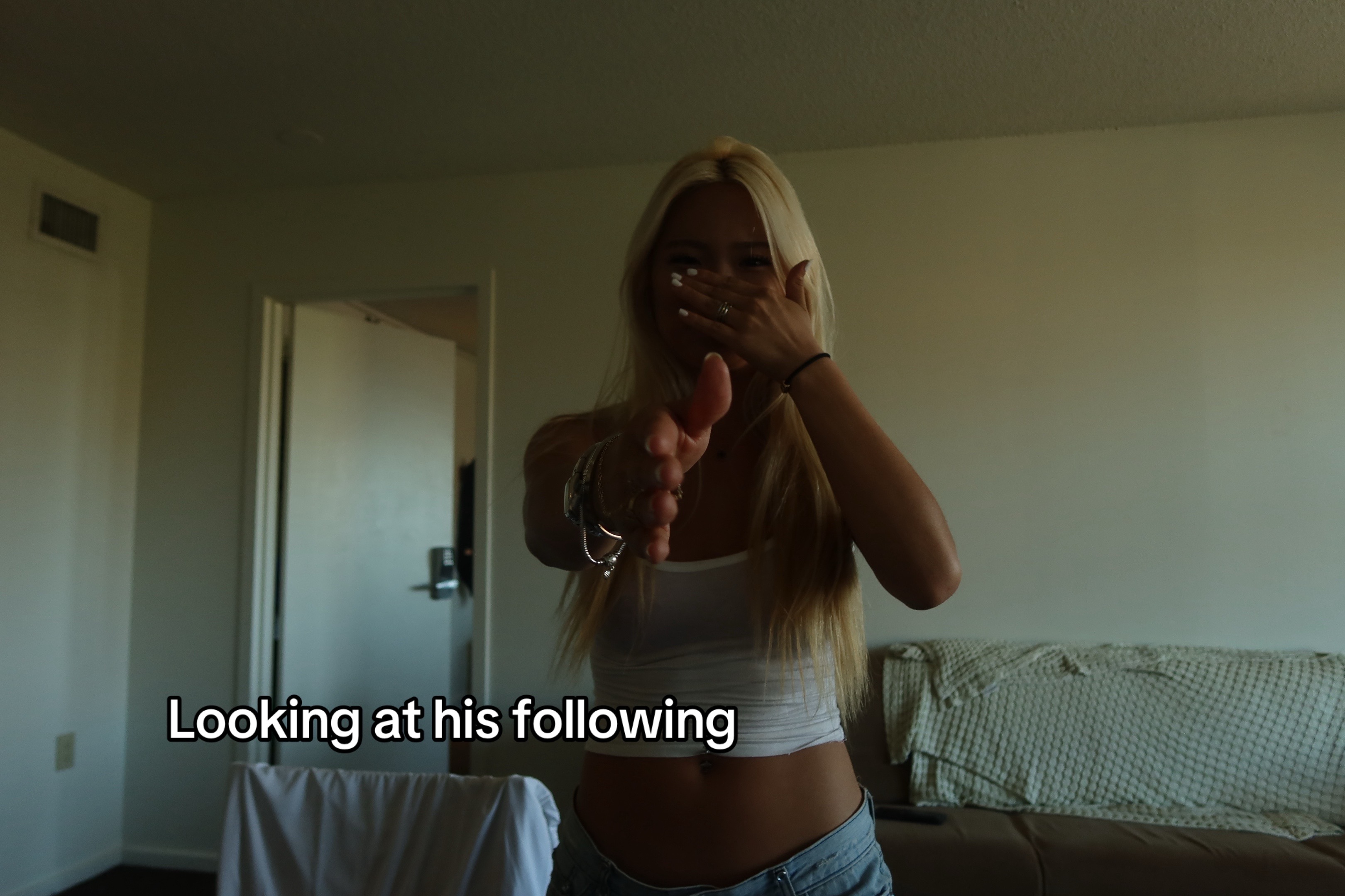 @Hi