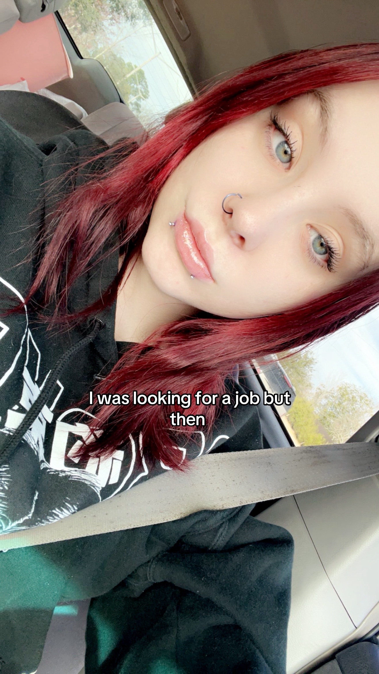 @Desy🖤
