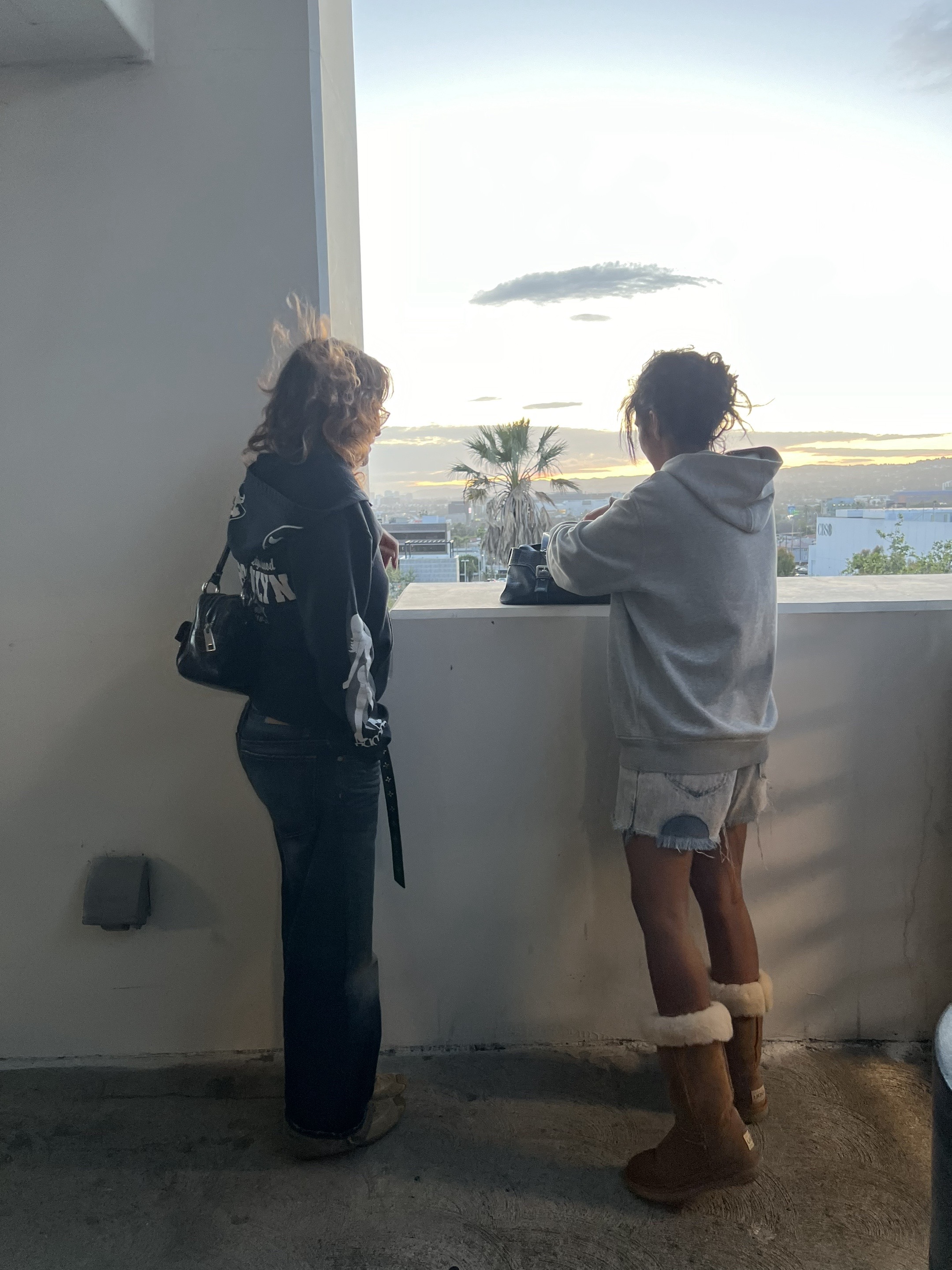 @𝒜𝓋𝒾𝓃𝒶