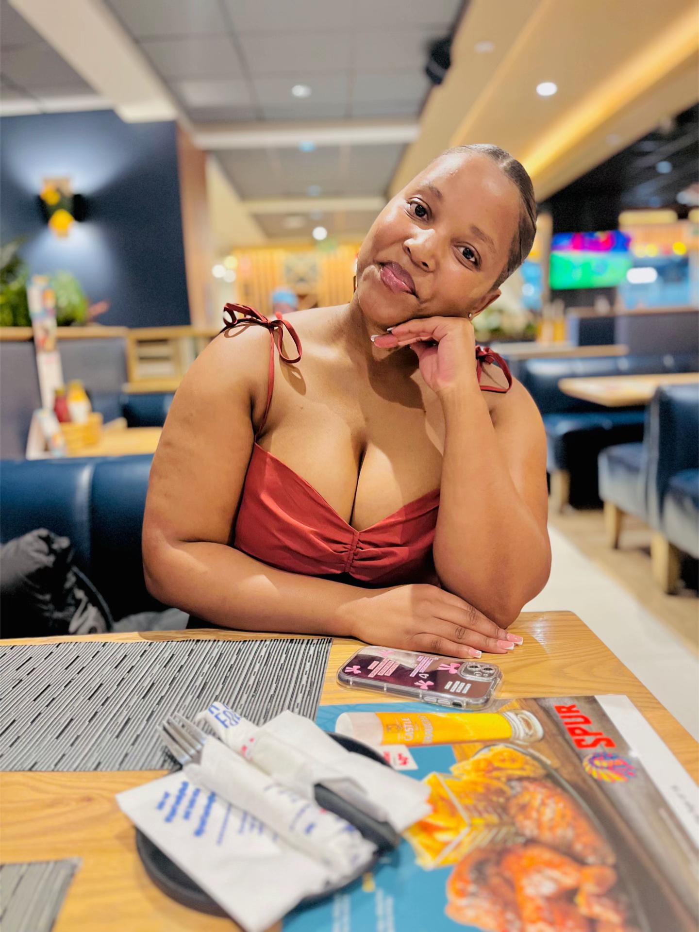 @Ntombizenkcubeko🌸