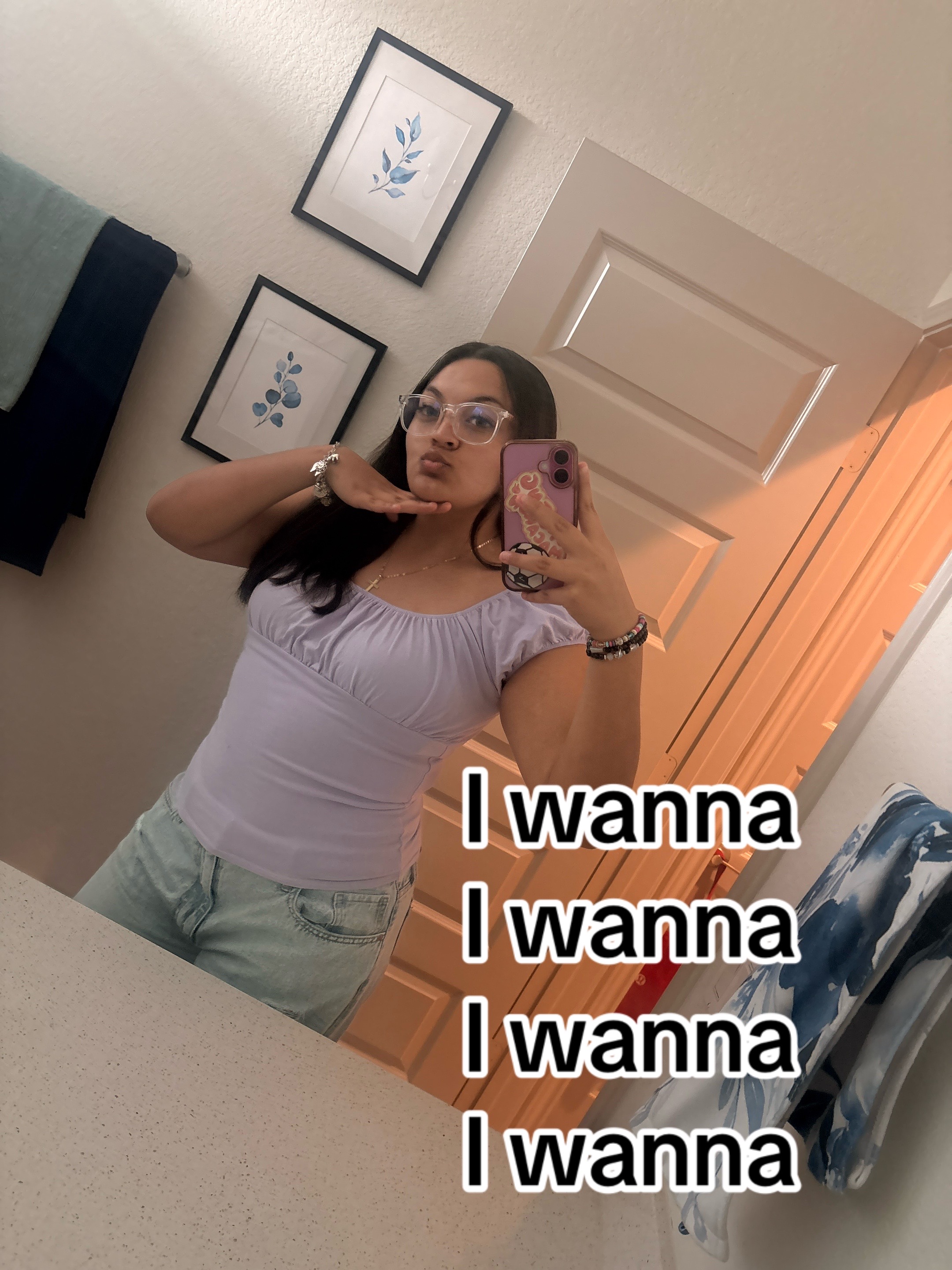 @Alyna