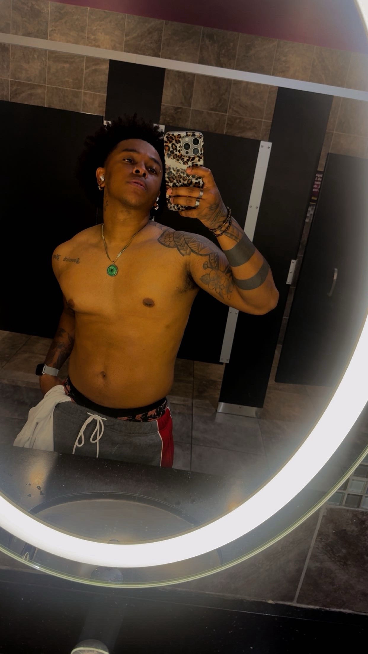 @Jay💔