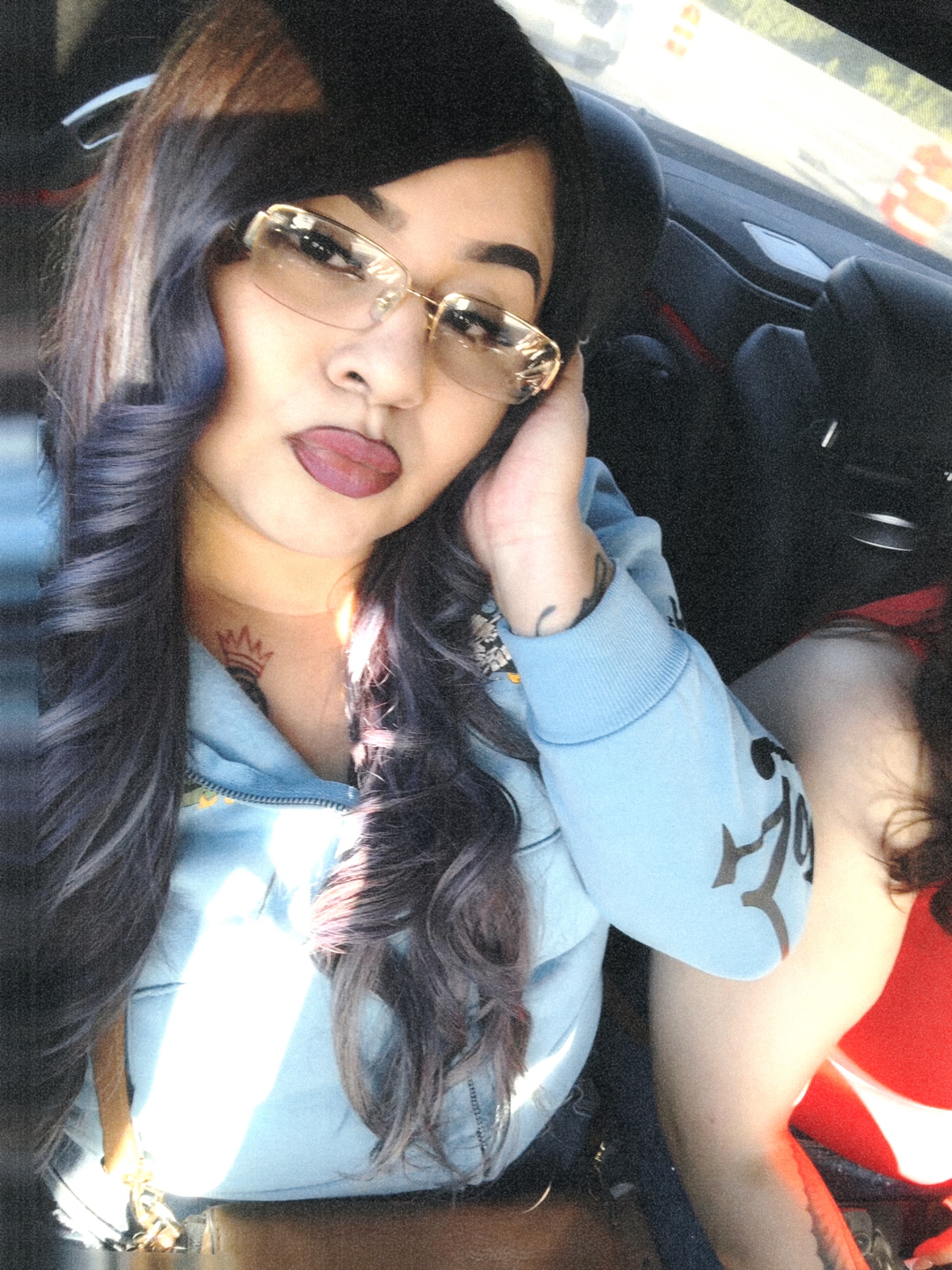 @𝒪𝓃𝑒 𝒾𝓃 𝒶 𝑀𝒾𝓁𝓁𝒾𝑜𝓃♕