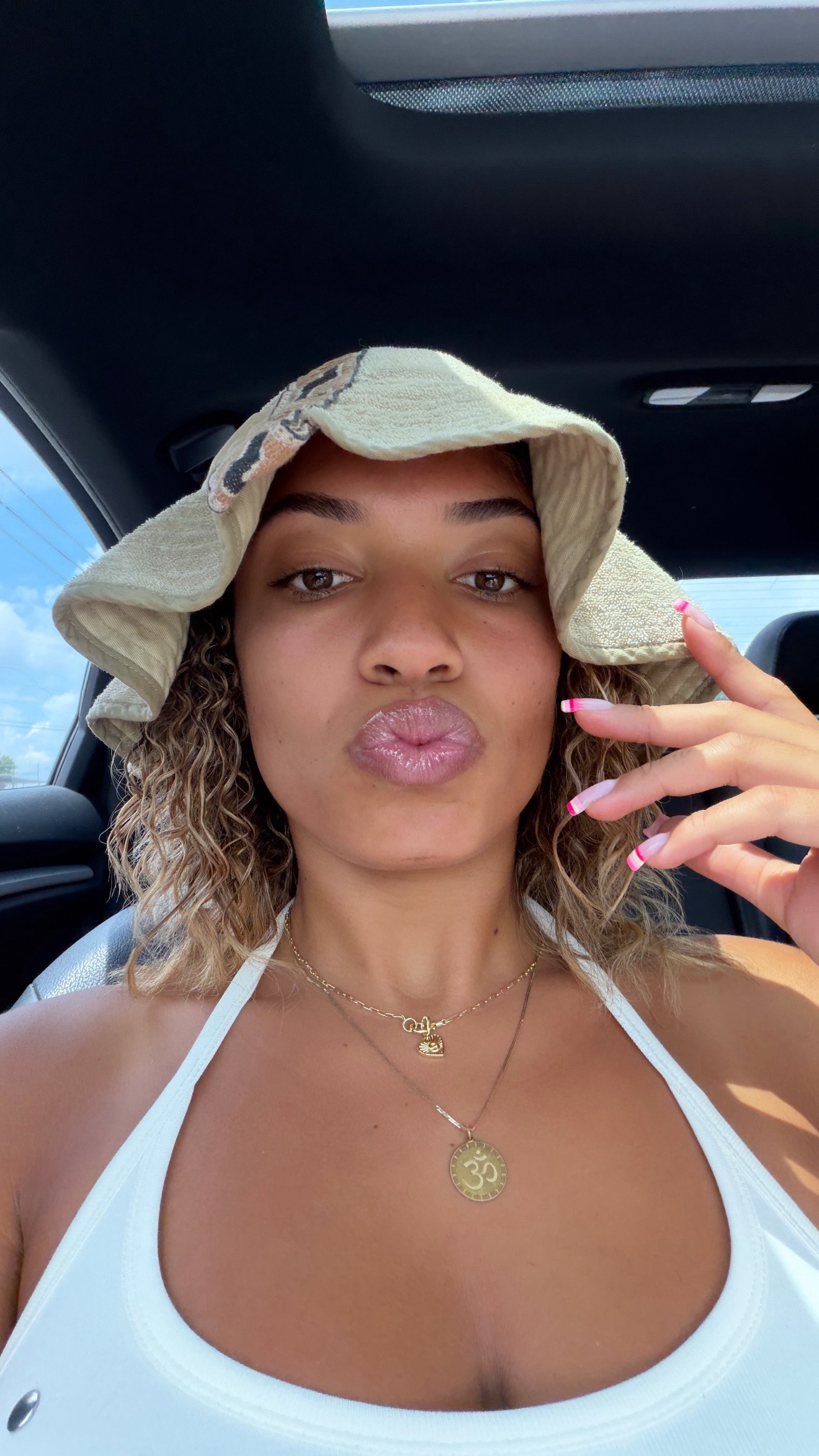 @shantinunn