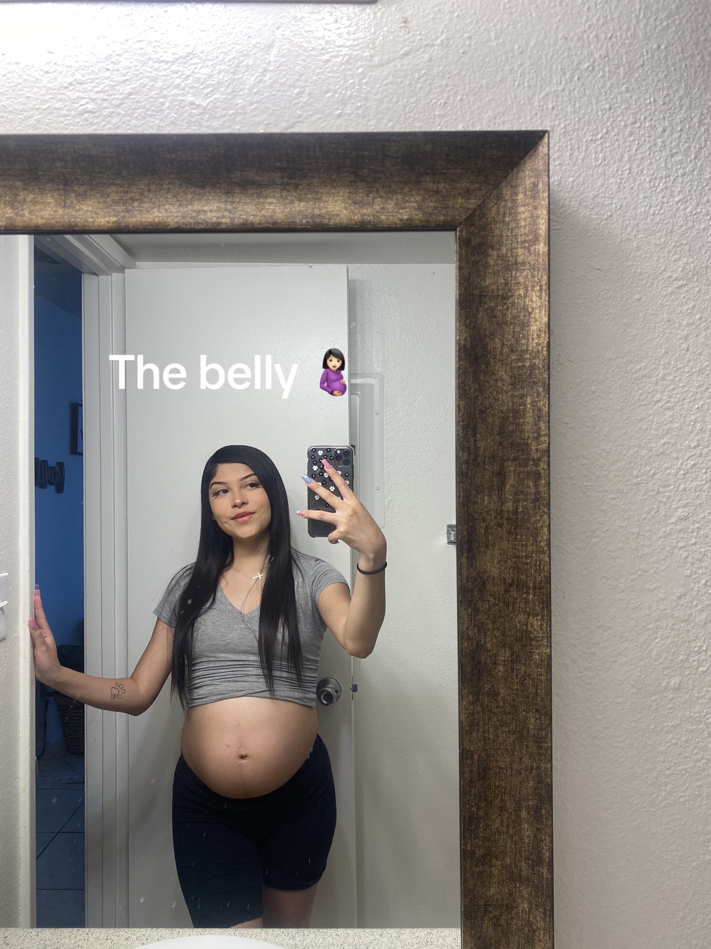 @Abril Castillo
