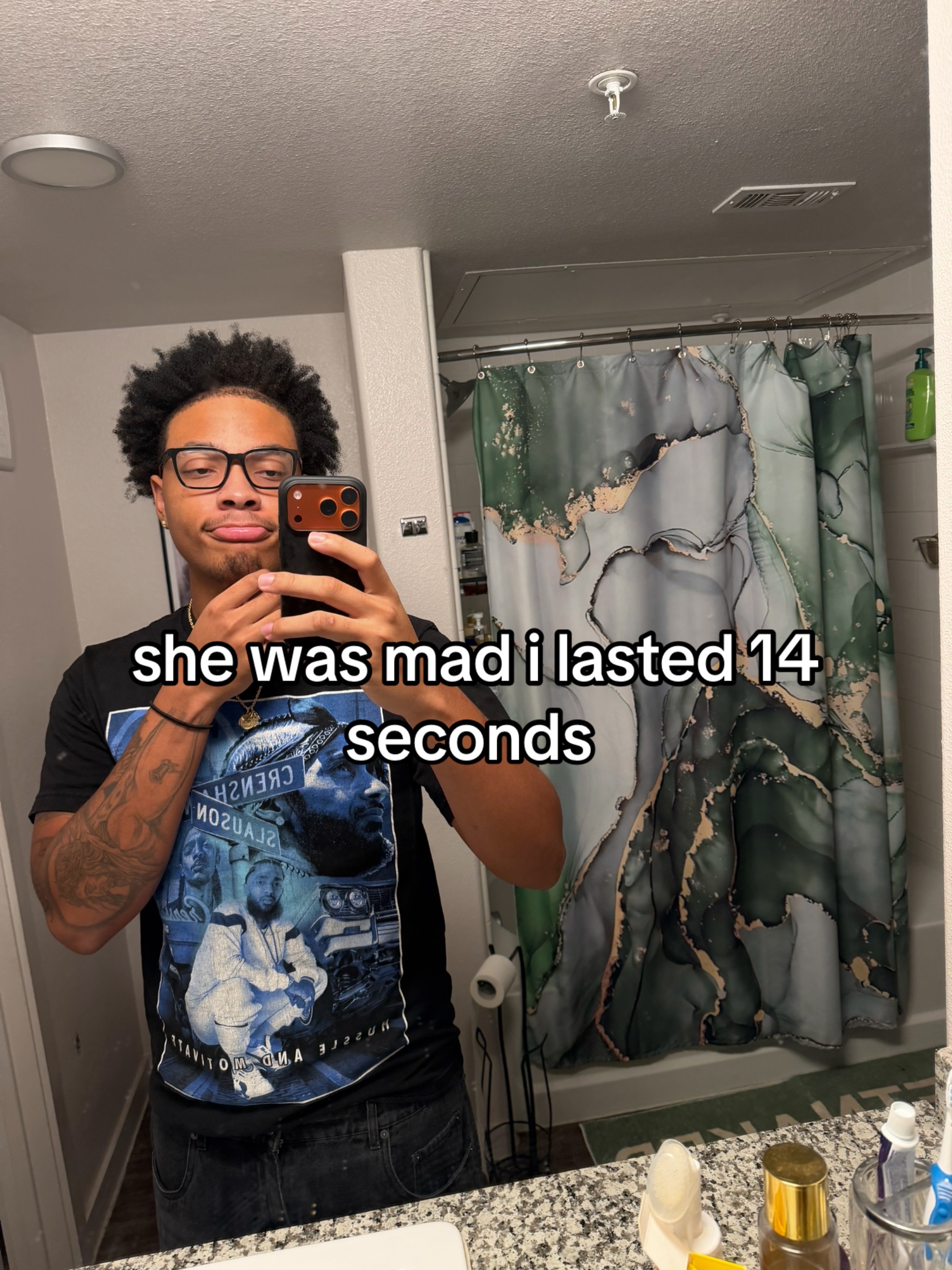 @D A E