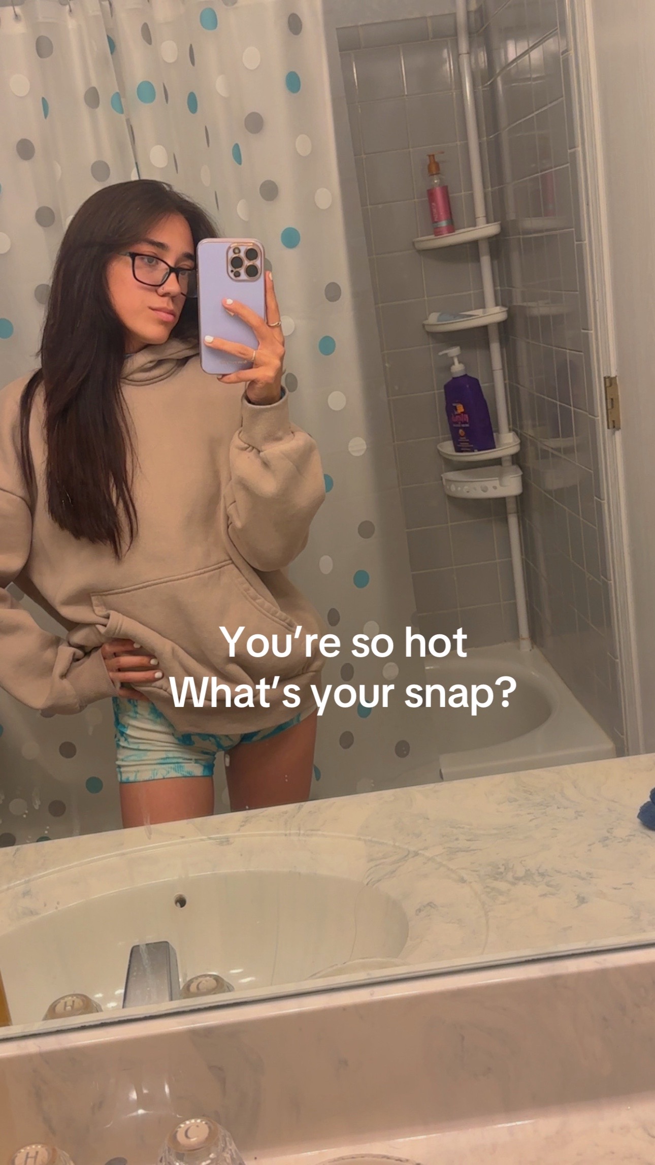 @シ