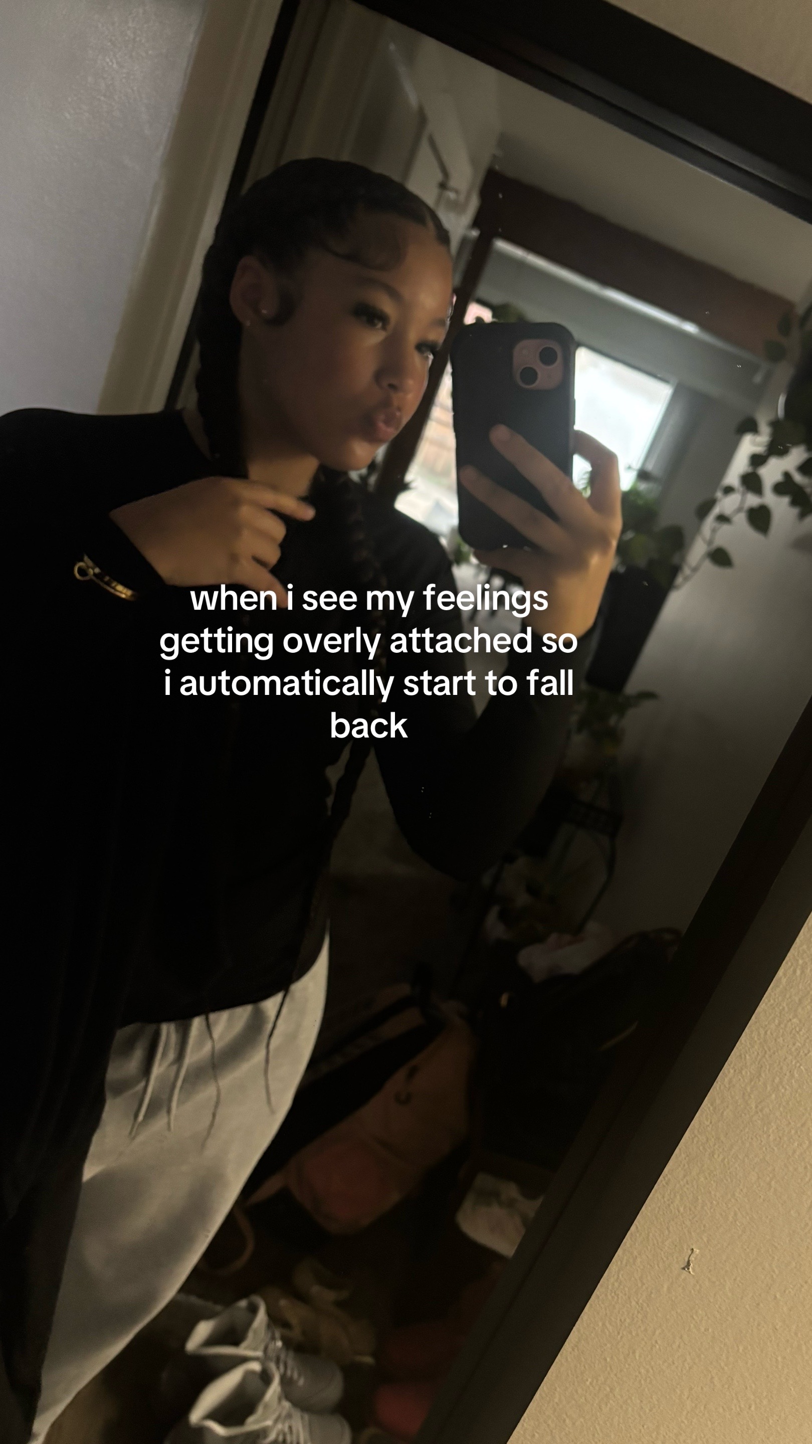 @ccurlyhead.ry