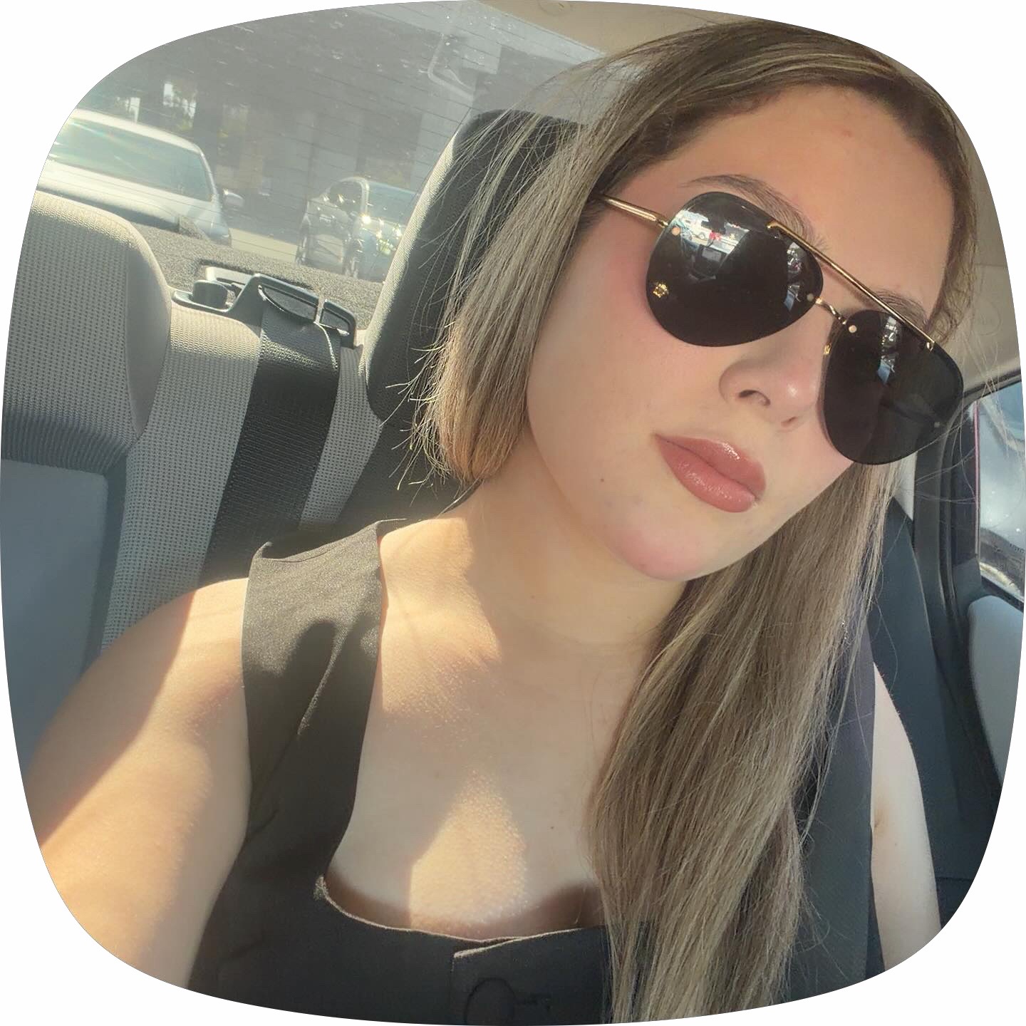 @REVUELTA🤍