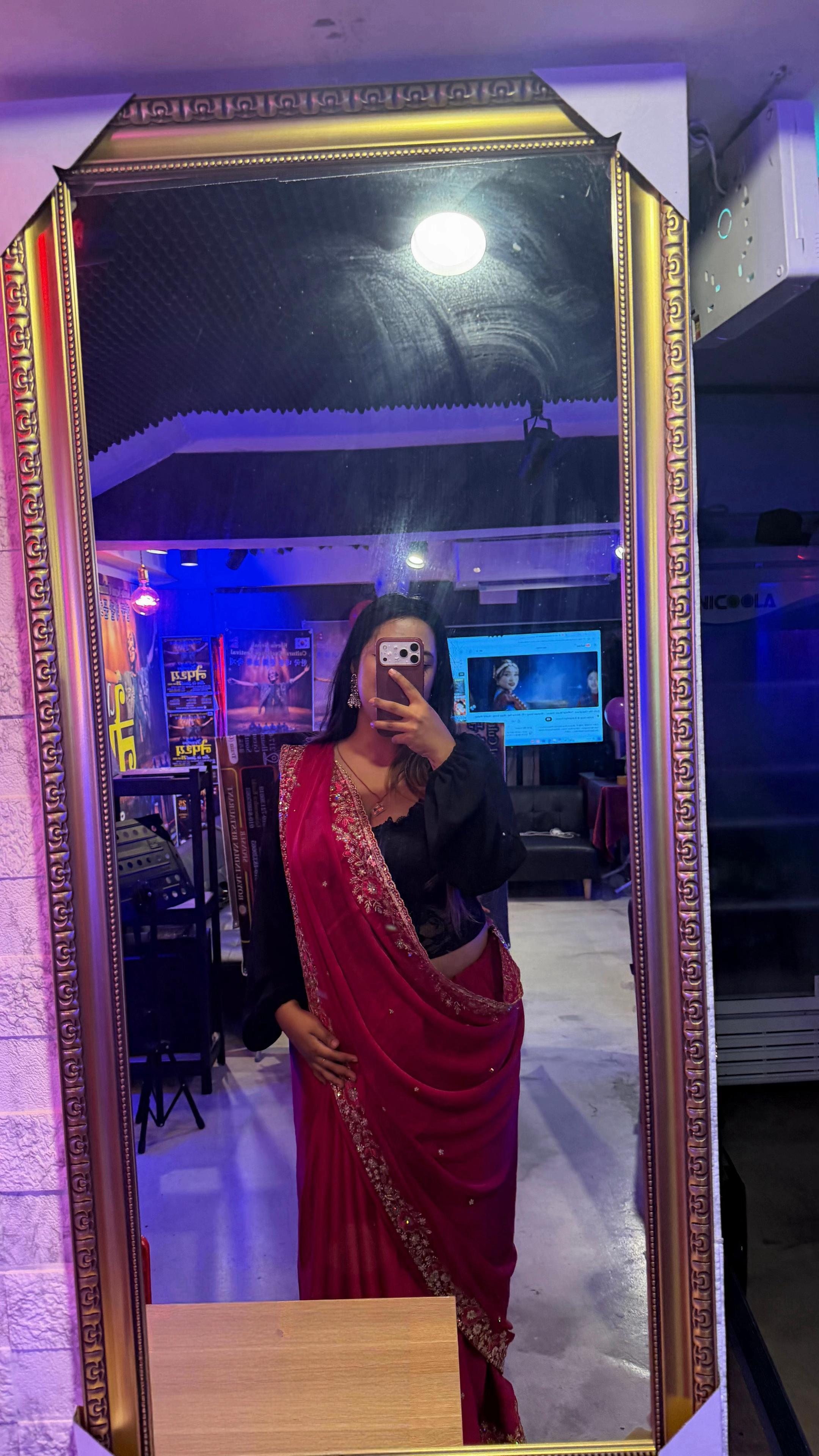 @niyukta_