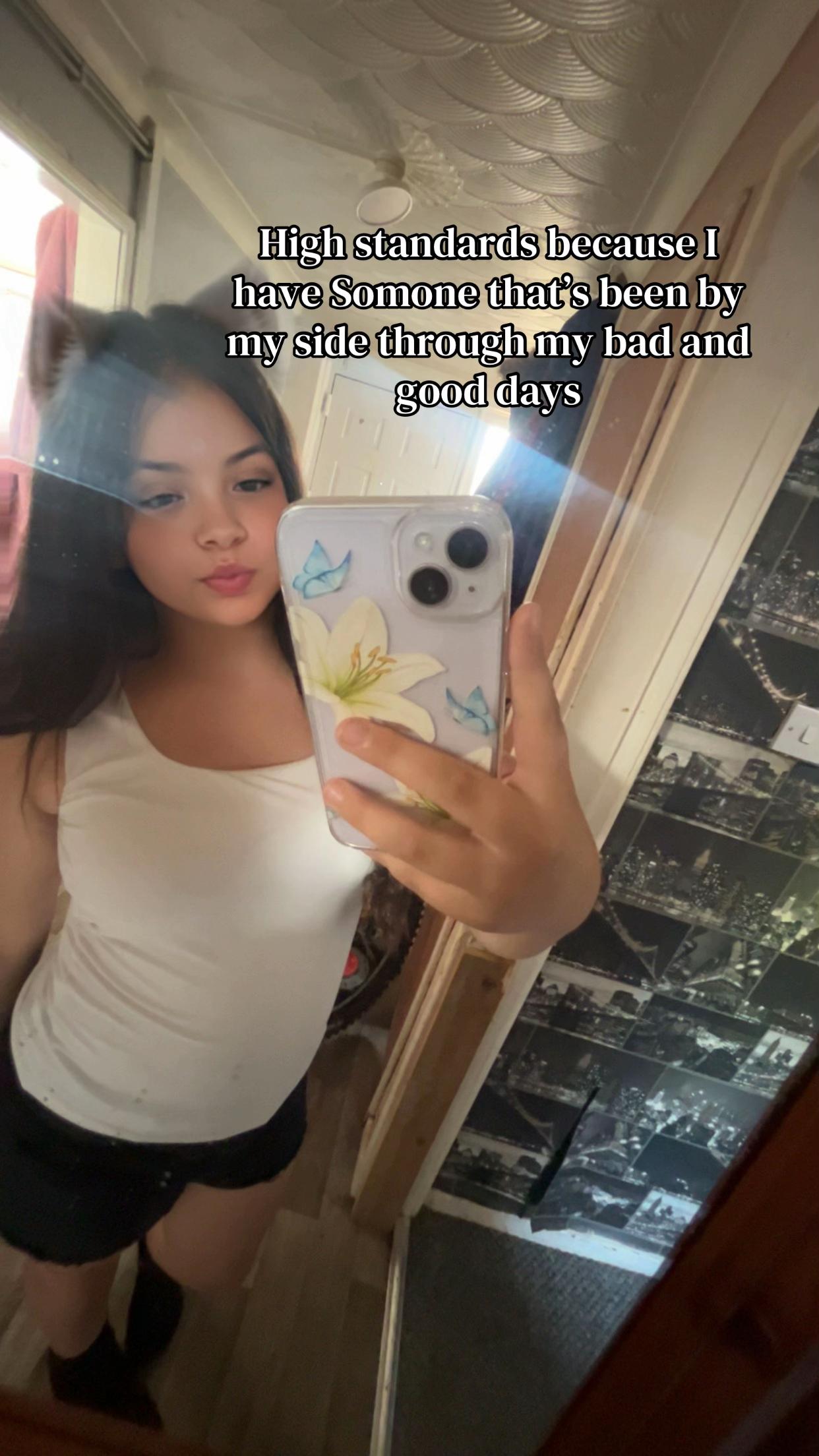 @୨୧ 𝓑𝓵𝓸𝓼𝓼𝓸𝓶~𝓻𝓸𝓼𝓮 ୨୧
