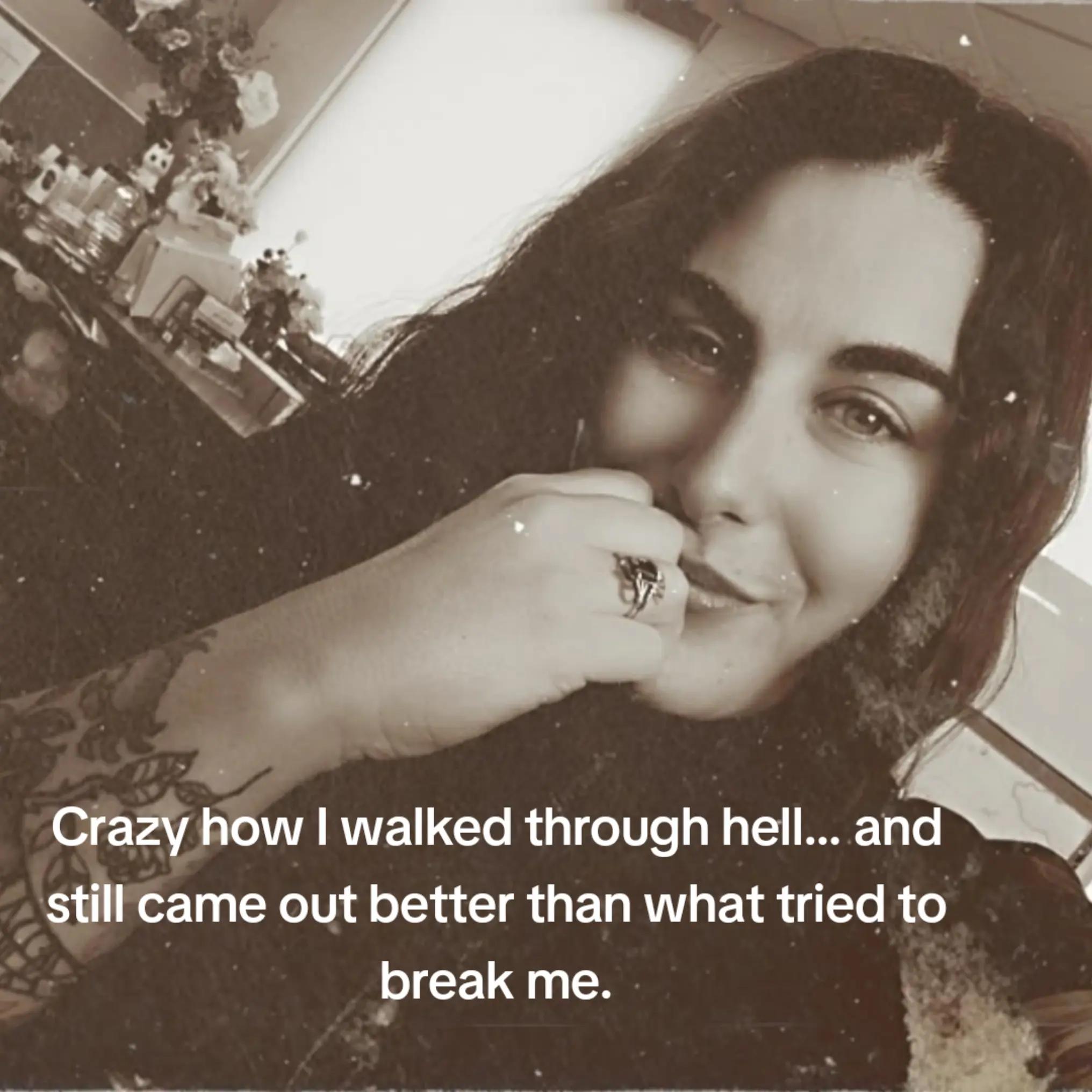 @⚡️🖤Nicole Benninger🖤⚡️