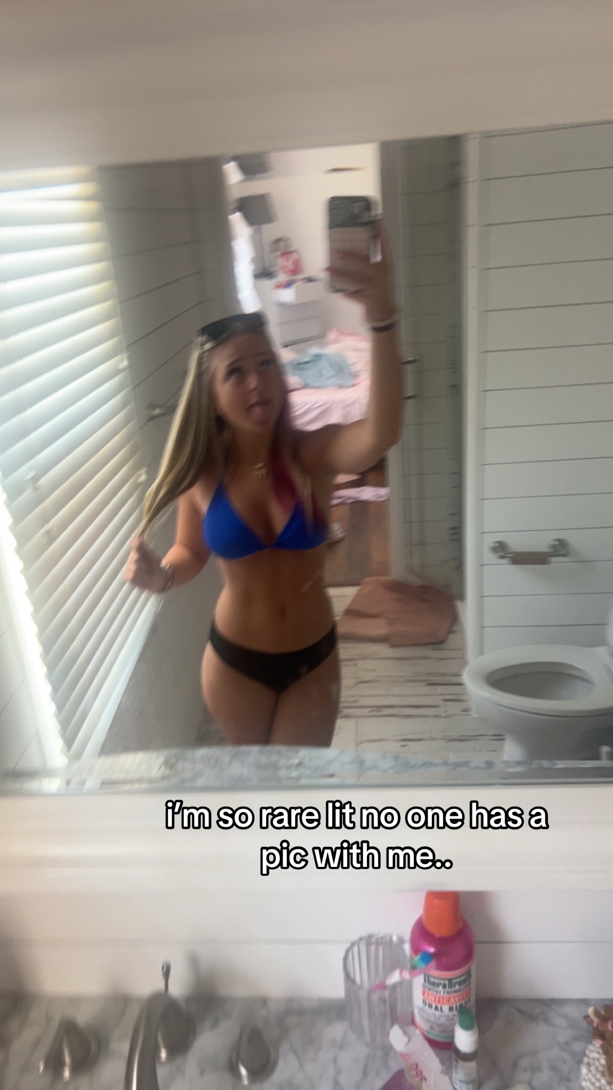 @elliessspamm2.0