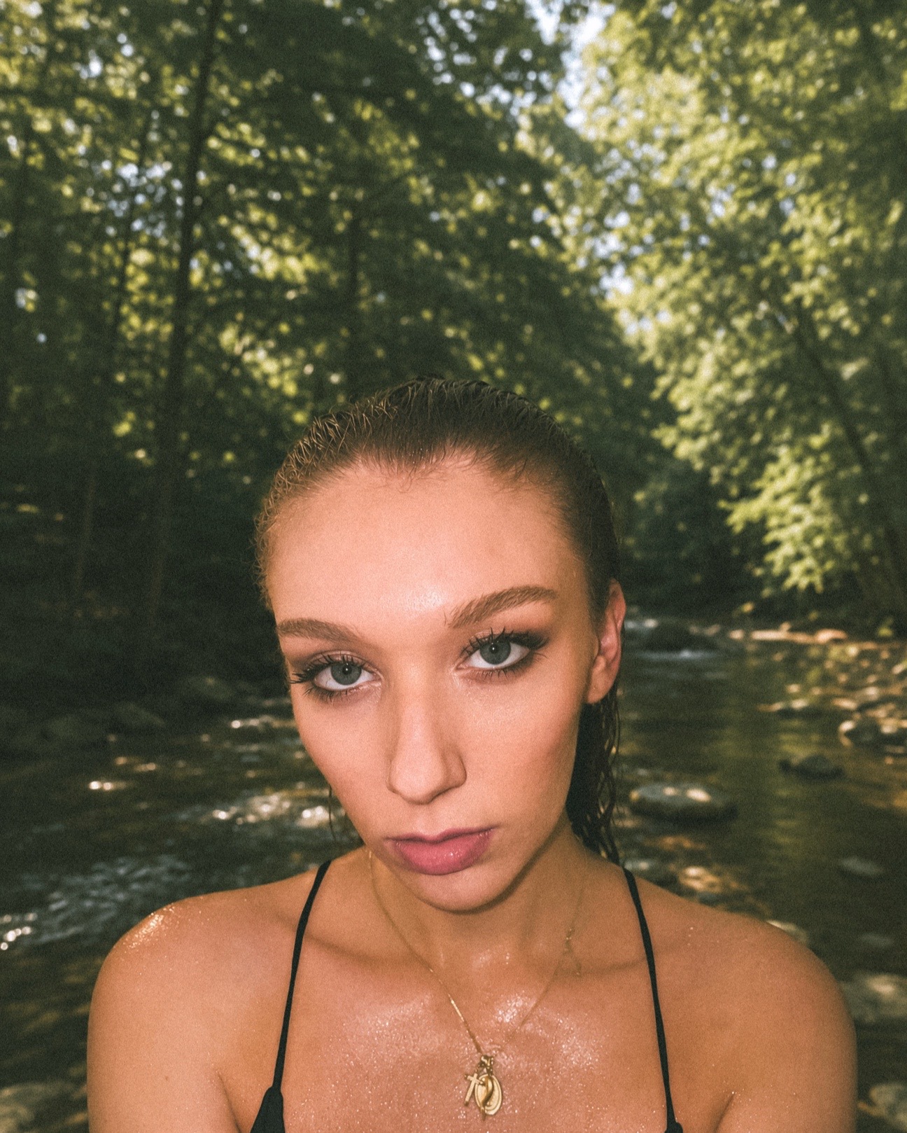@Izzypop
