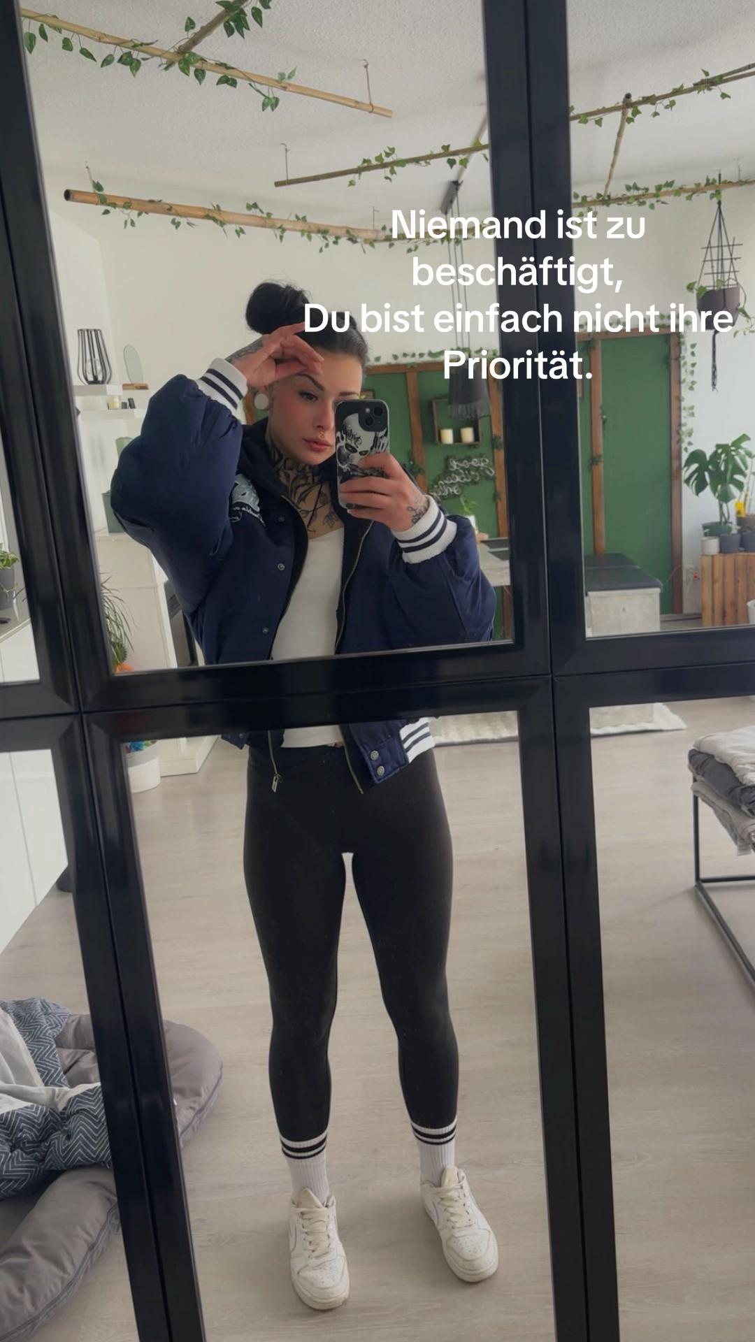 @๐
๐๐๐๐๐๐บ๐