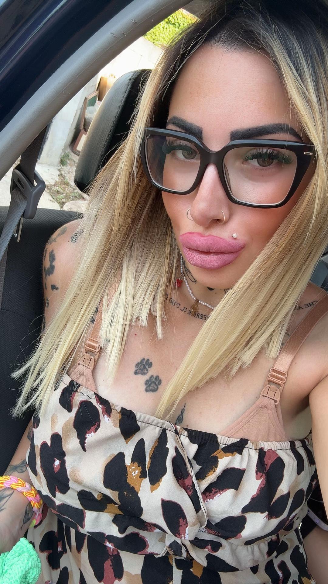 @ERIKA🖤