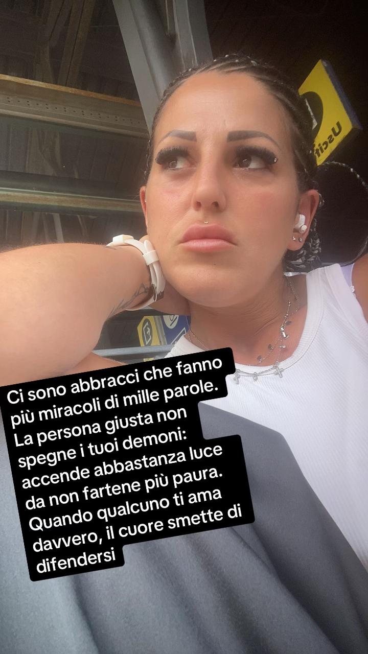 @Rosy🖤🐍