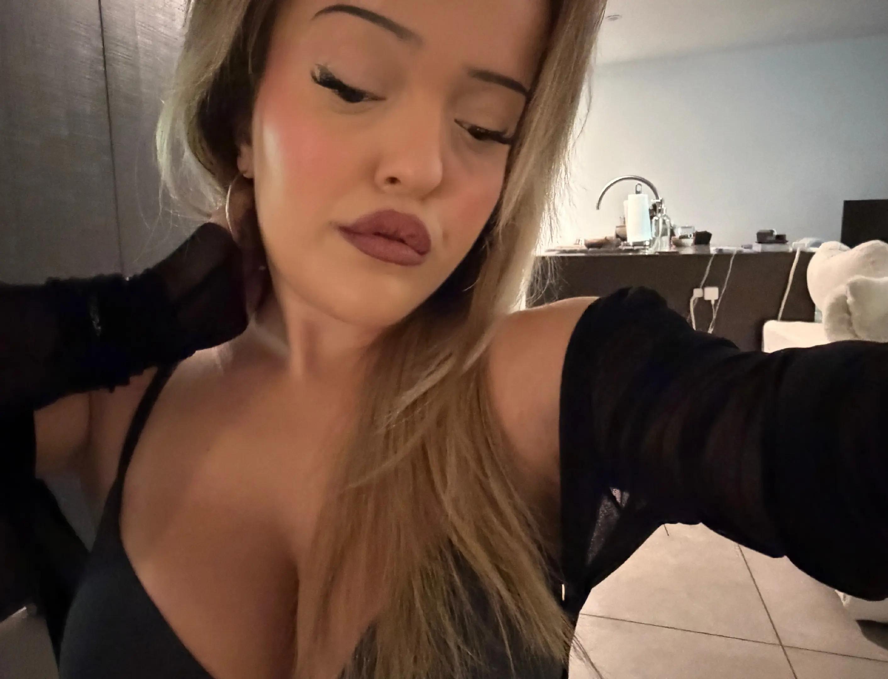 @erika