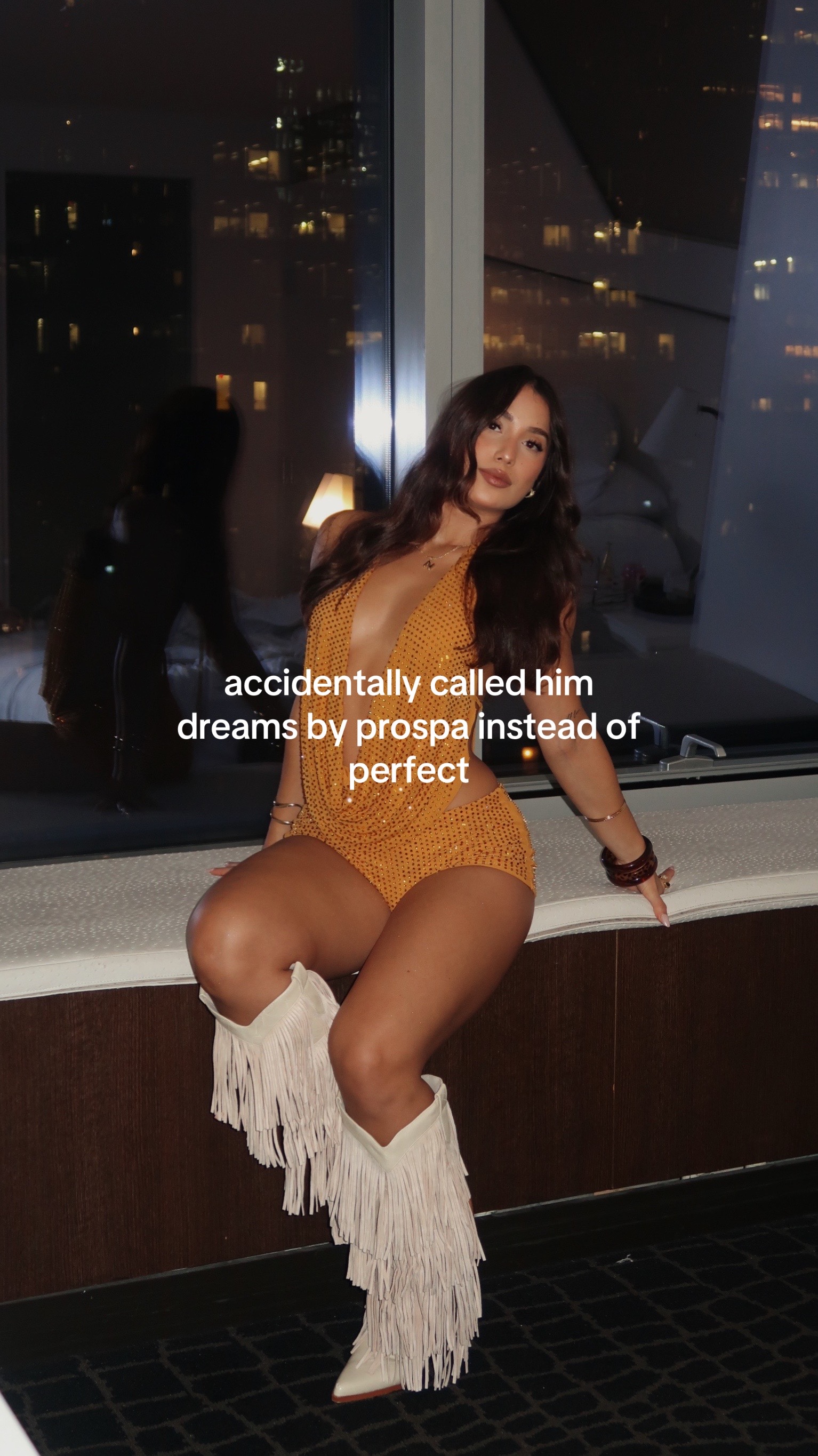 @🦋