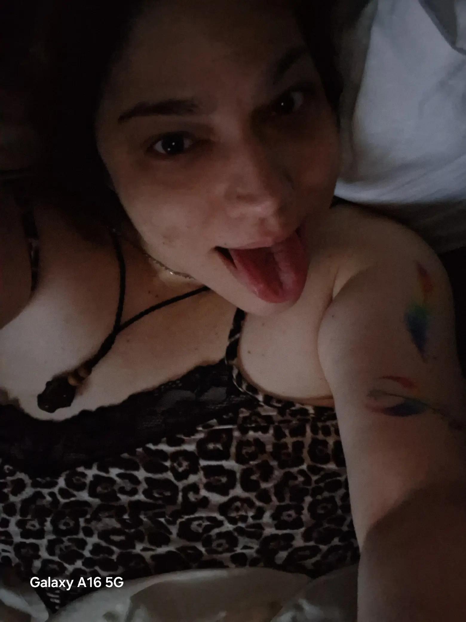 @Loghal409