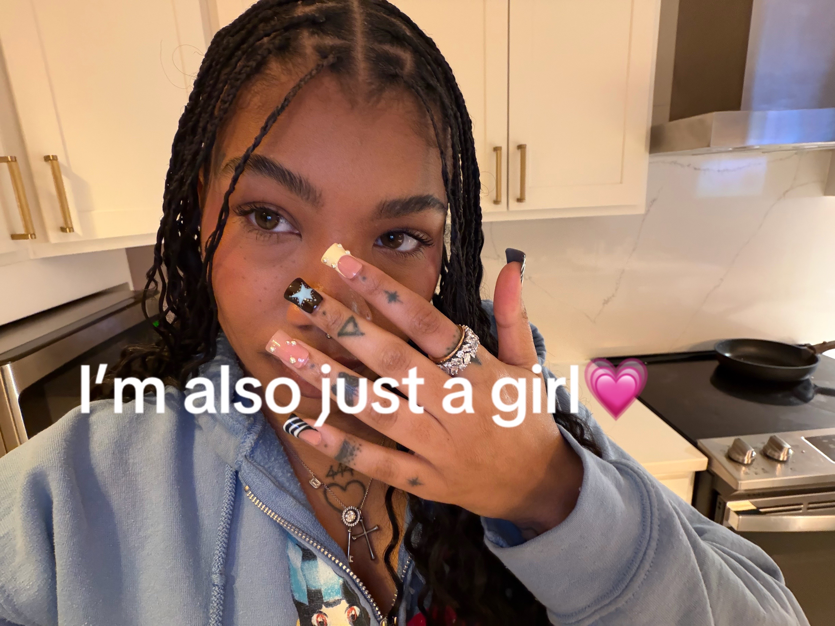 @MotherYenn