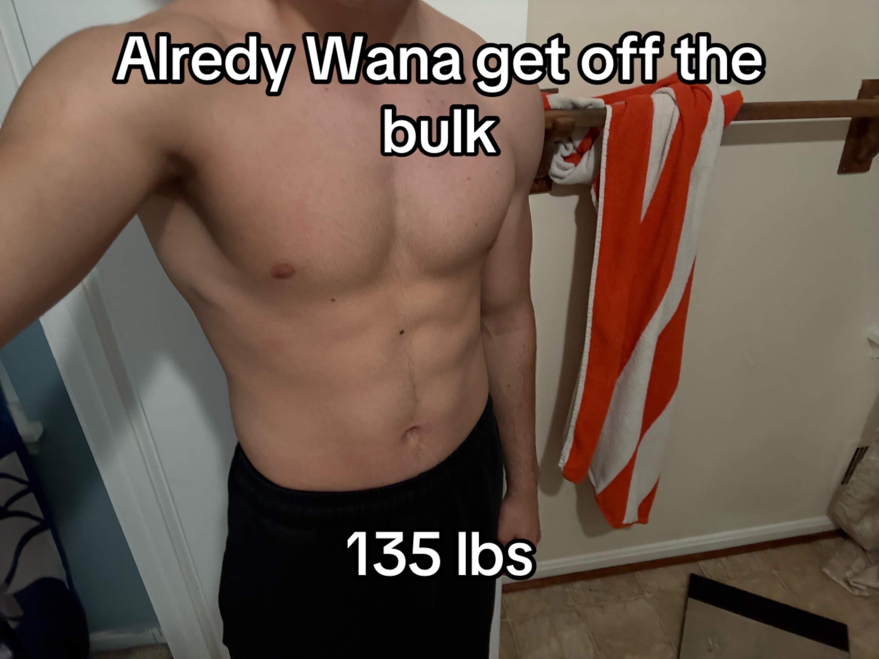 @Moose lifts🫎