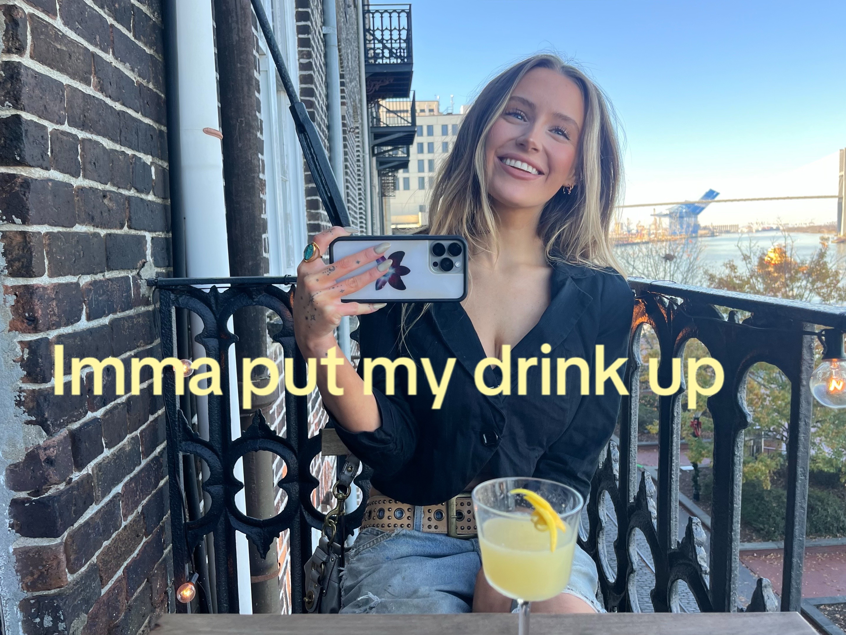 @isabella