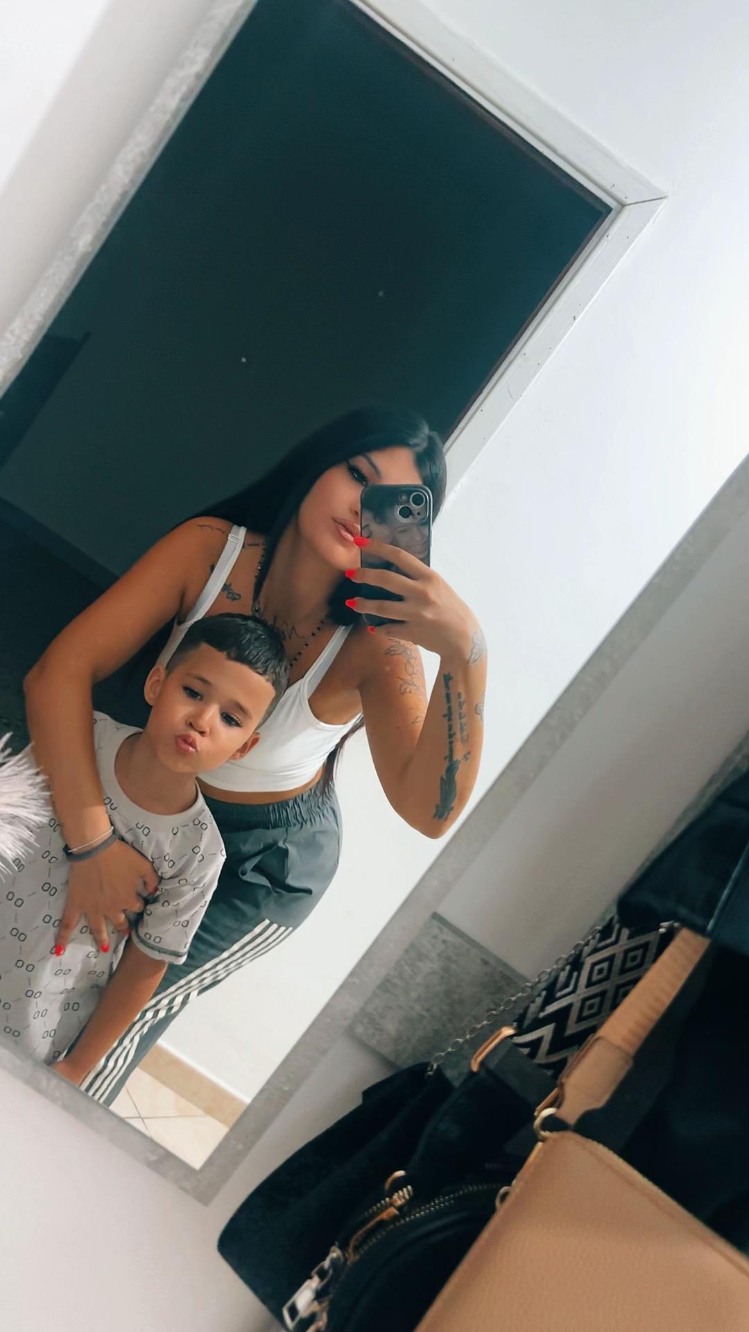 @Jenny🖤