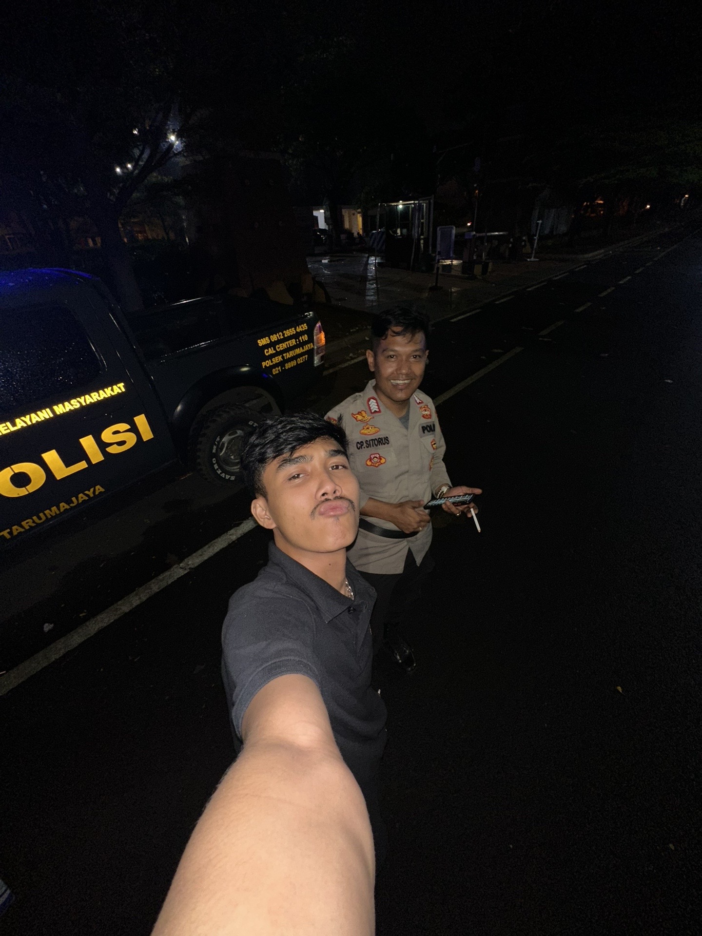 @Fzdhrmwn