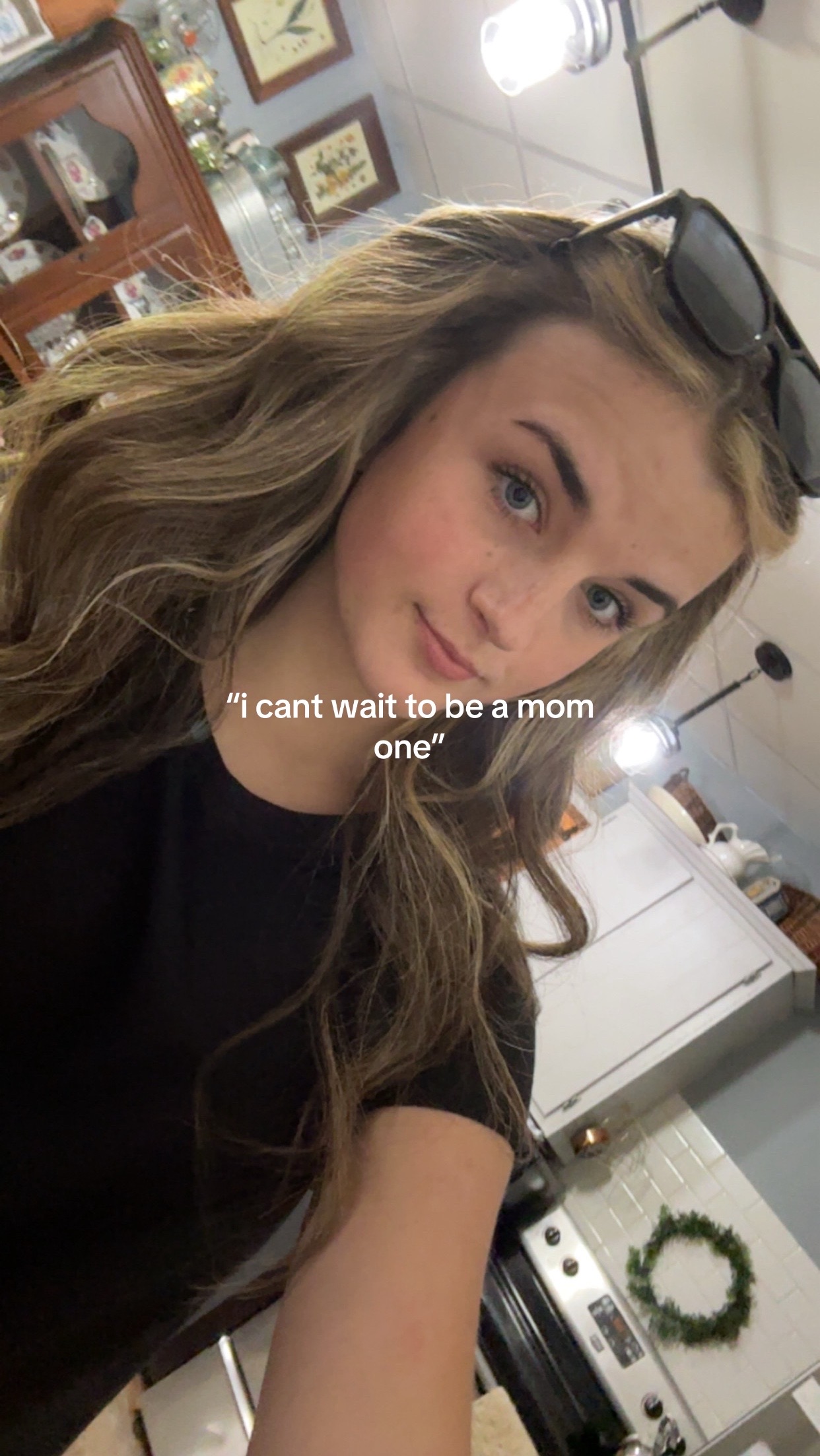 @VIVI ✝️