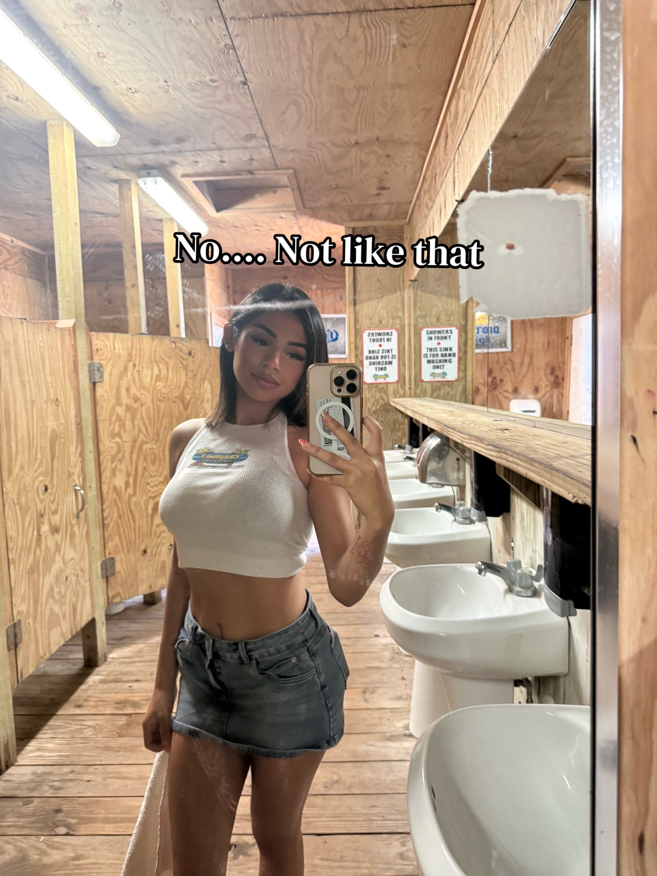 @Emiliaaa