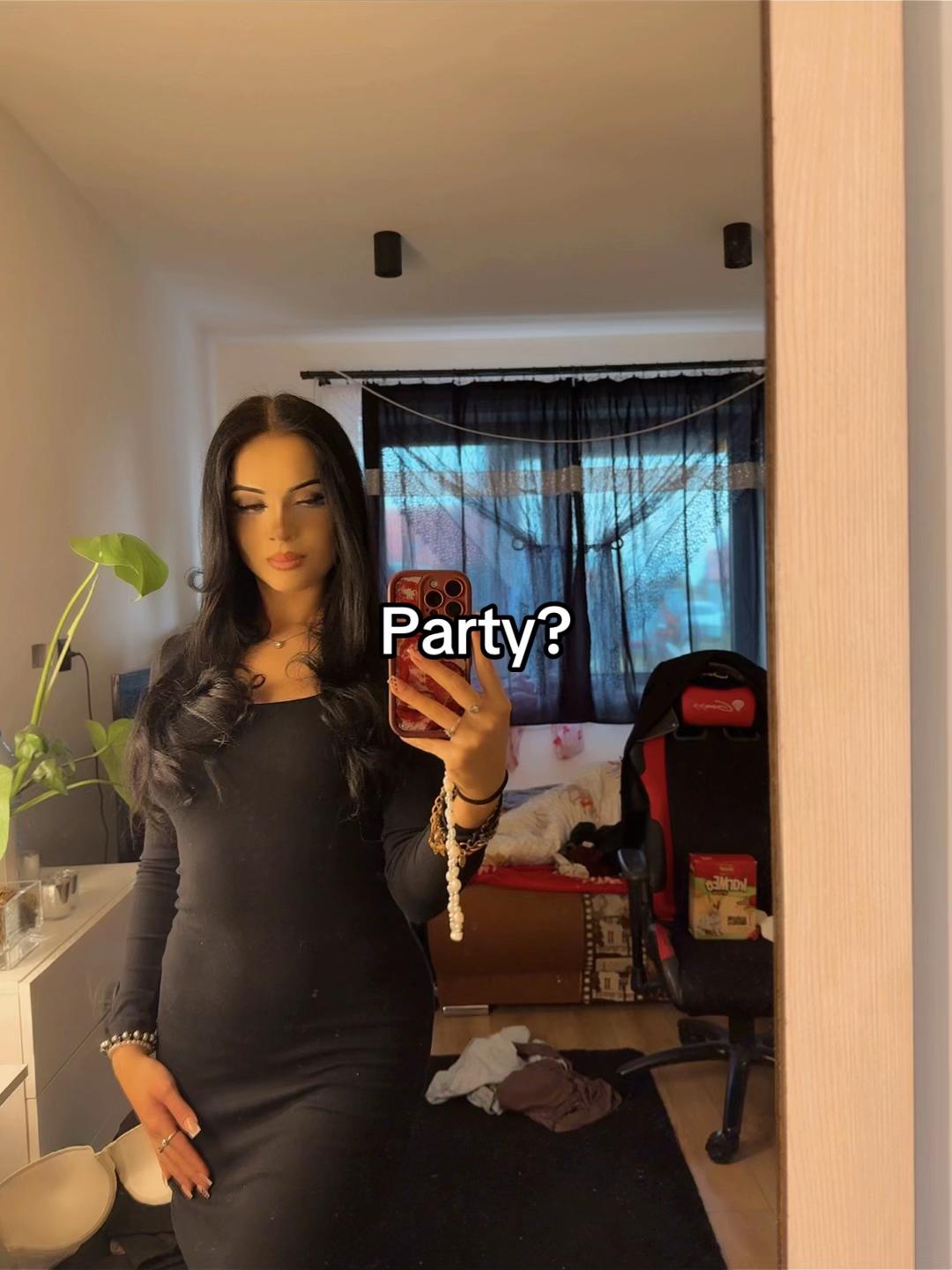 @𝓝𝓲𝓬𝓸𝓵𝓵𝓪