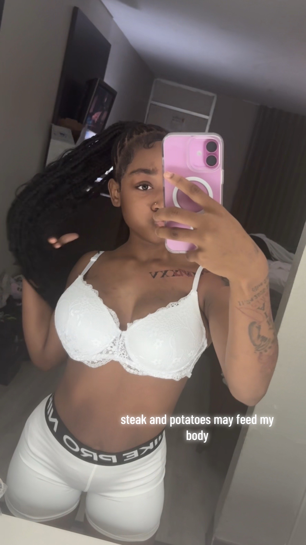 @lashellmarie._