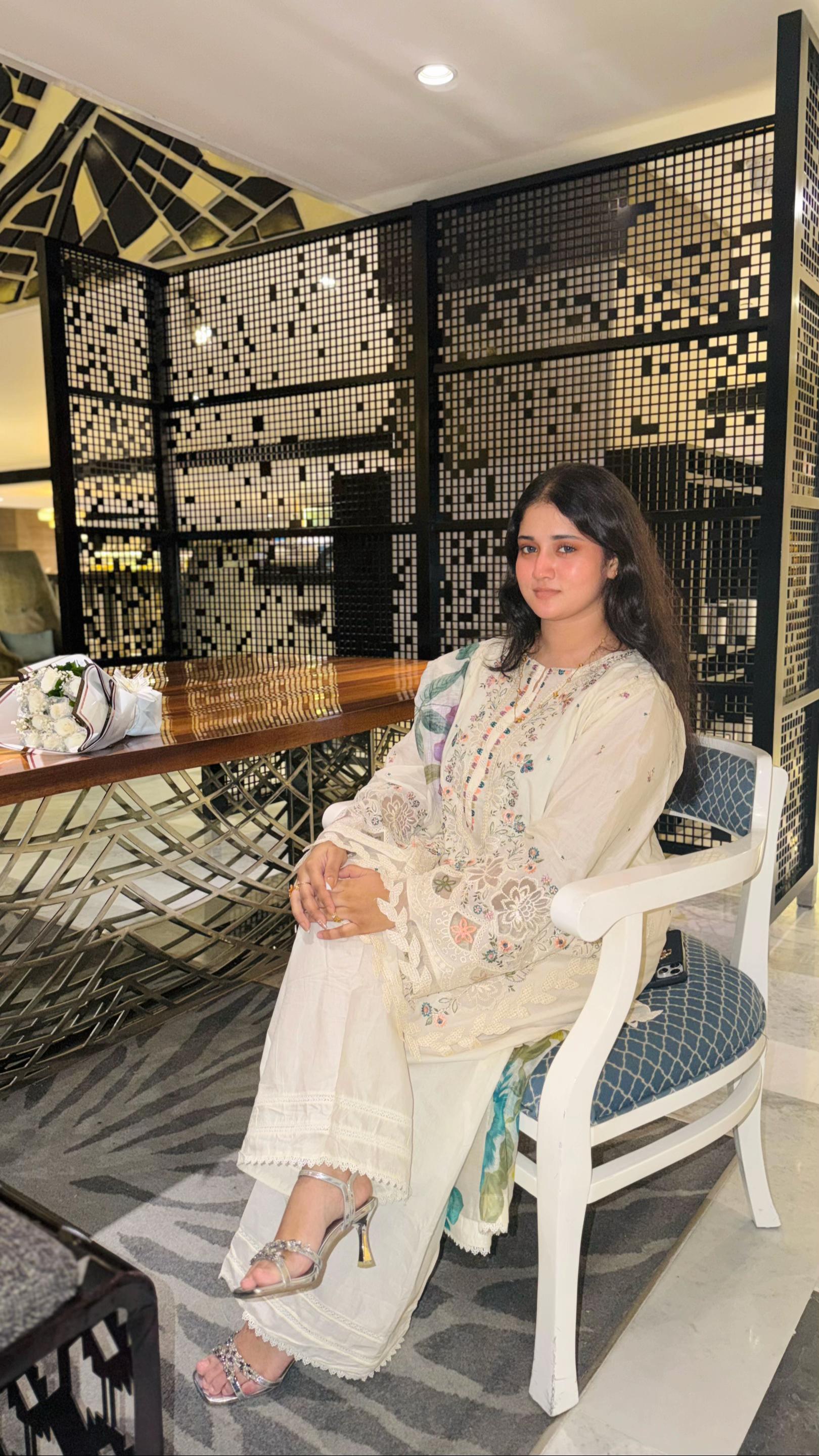 @RUHI Ali