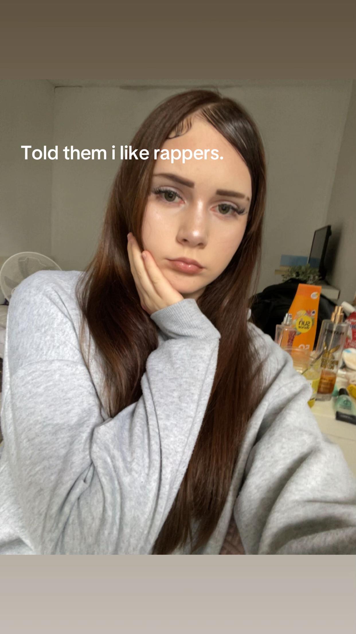 @𝑯.🪷