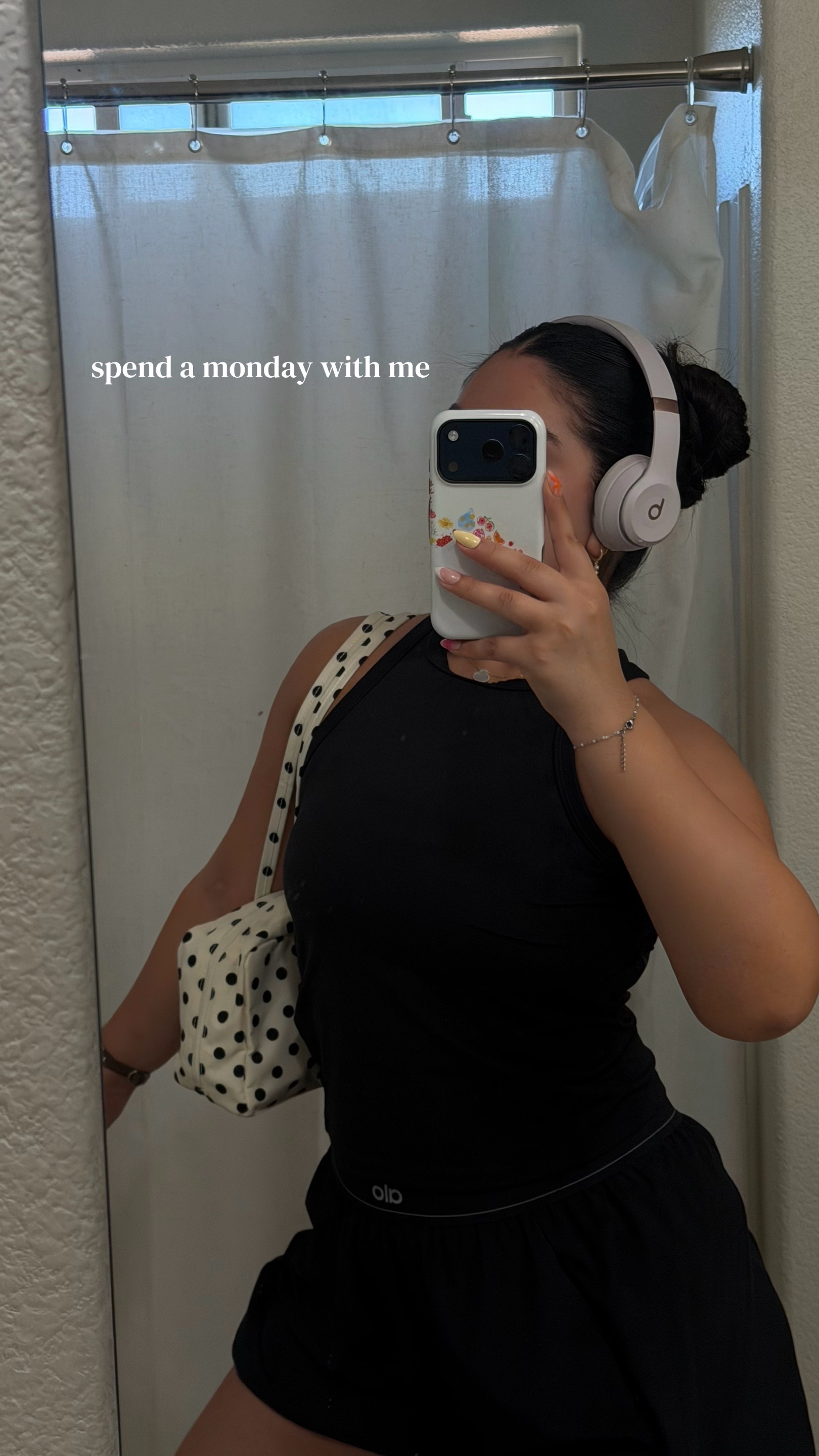 @daniela