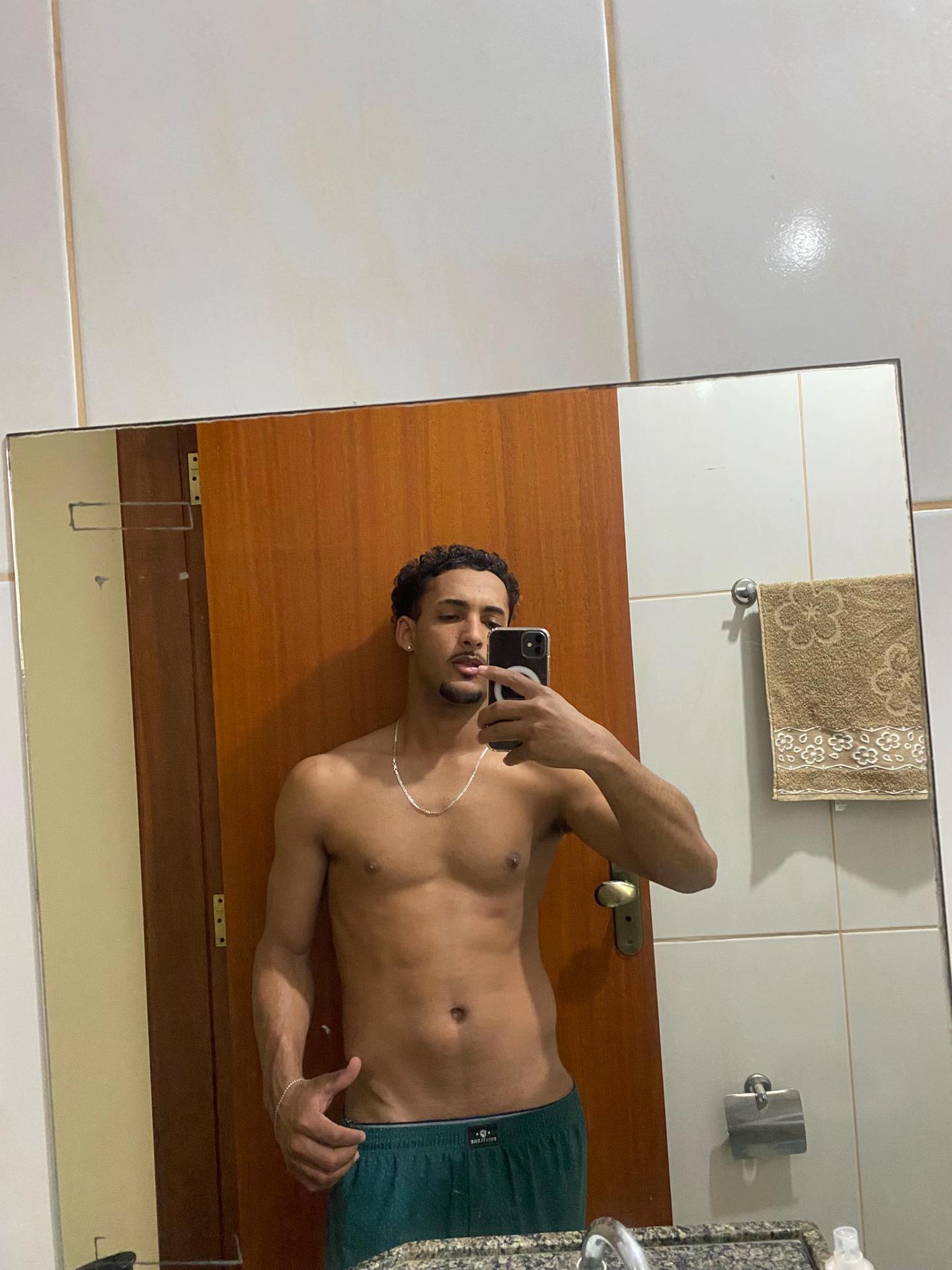 @vitor_mh22