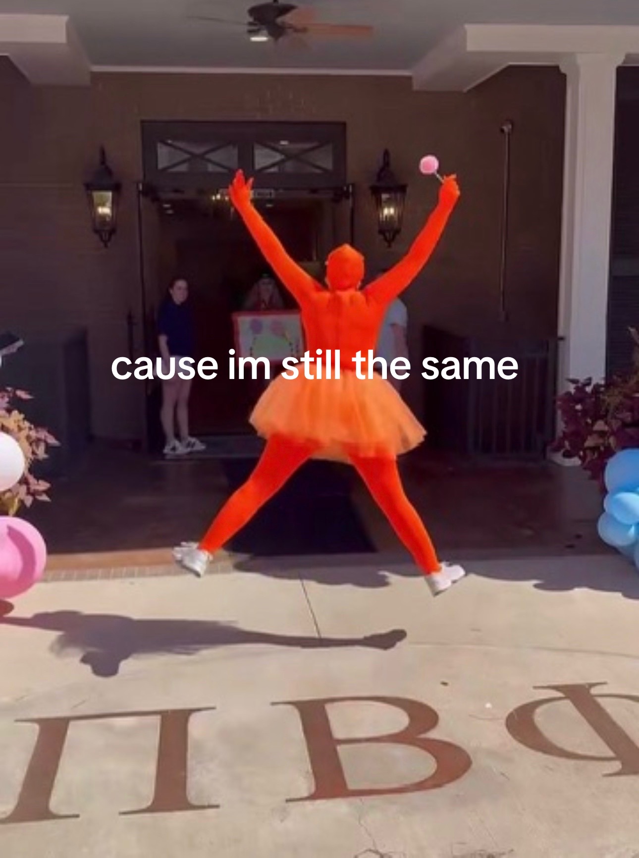 @ELLE