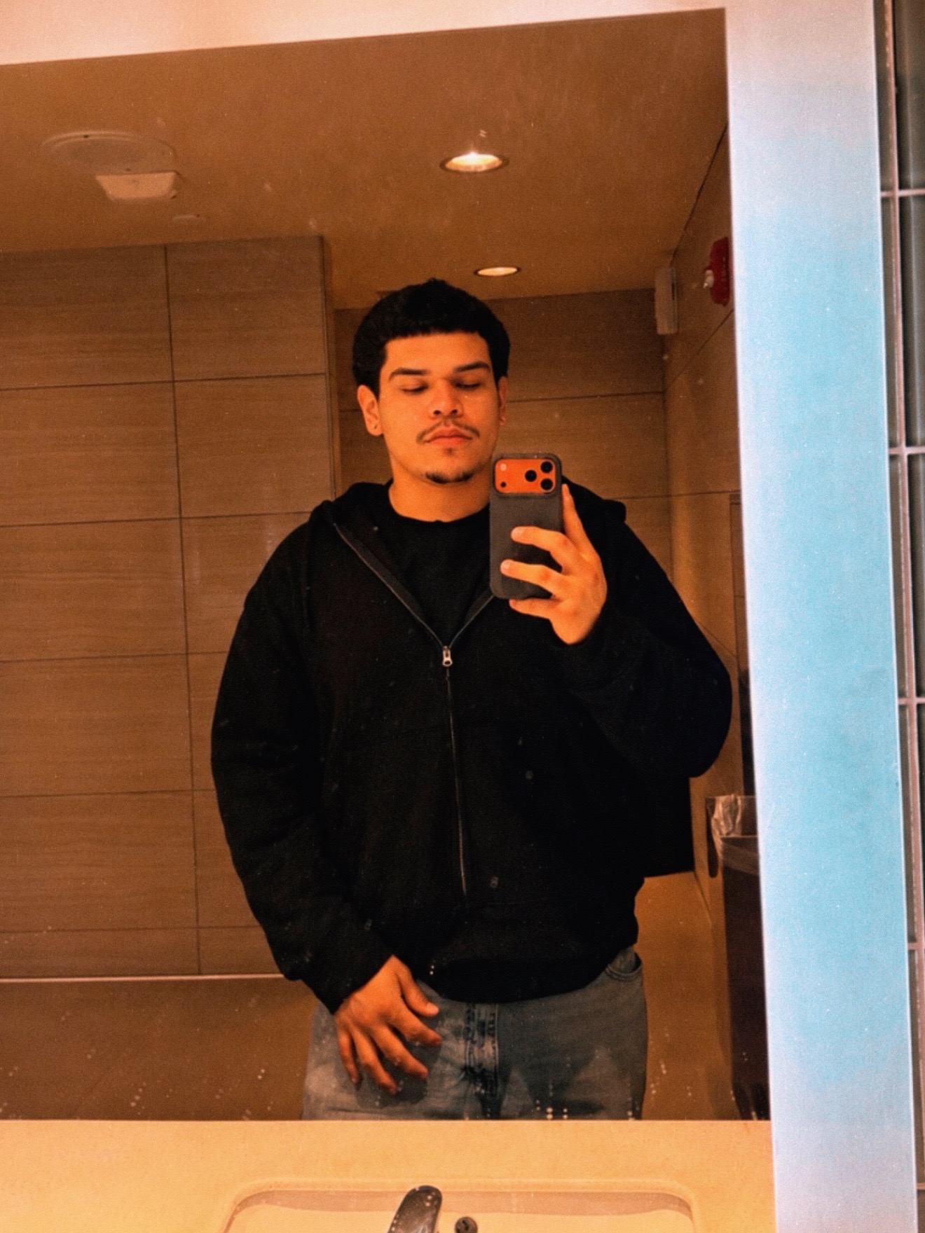 @uhtato
