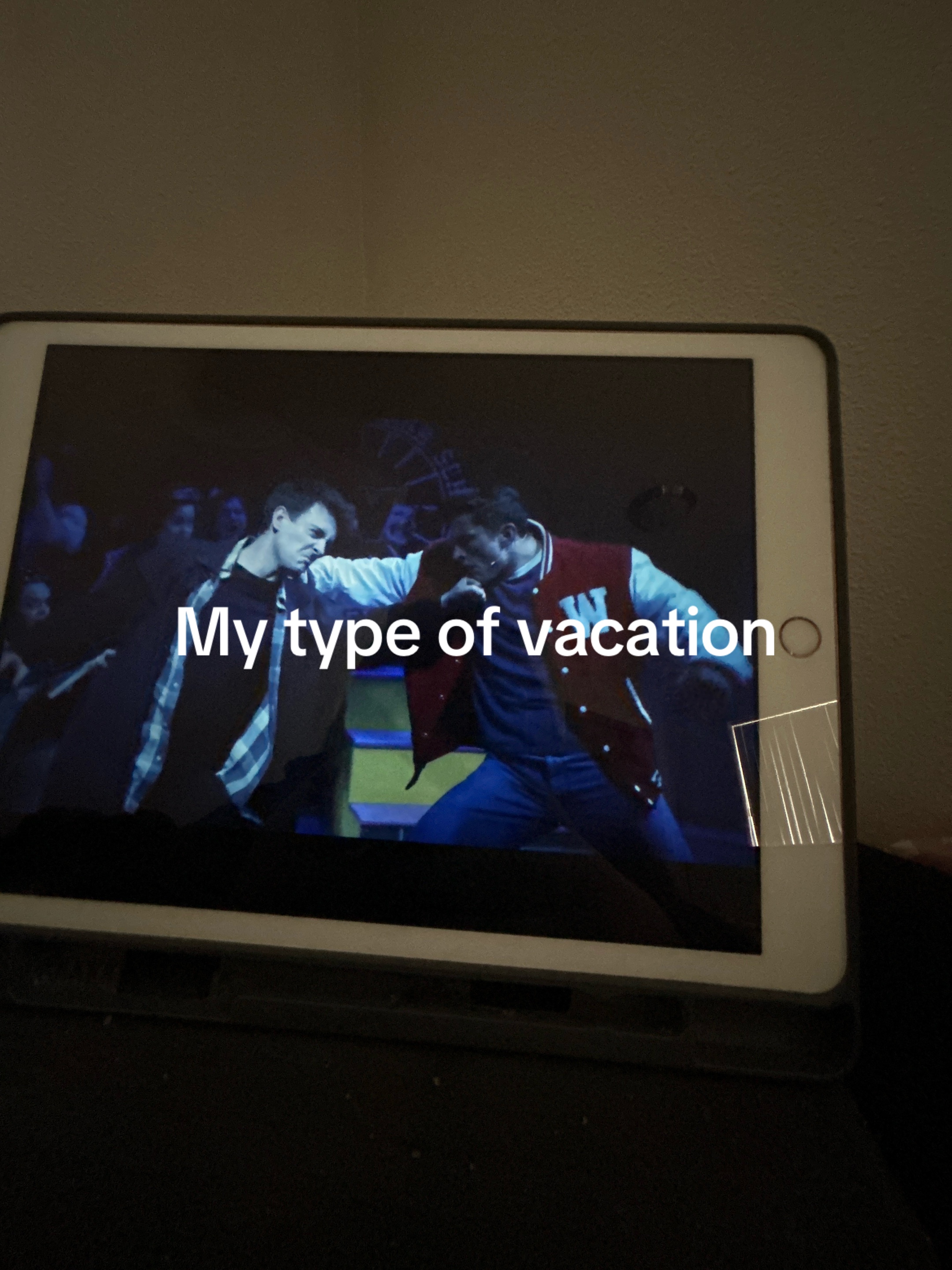 @Kylie!<3🌴🚔👮♀️🎐🎶